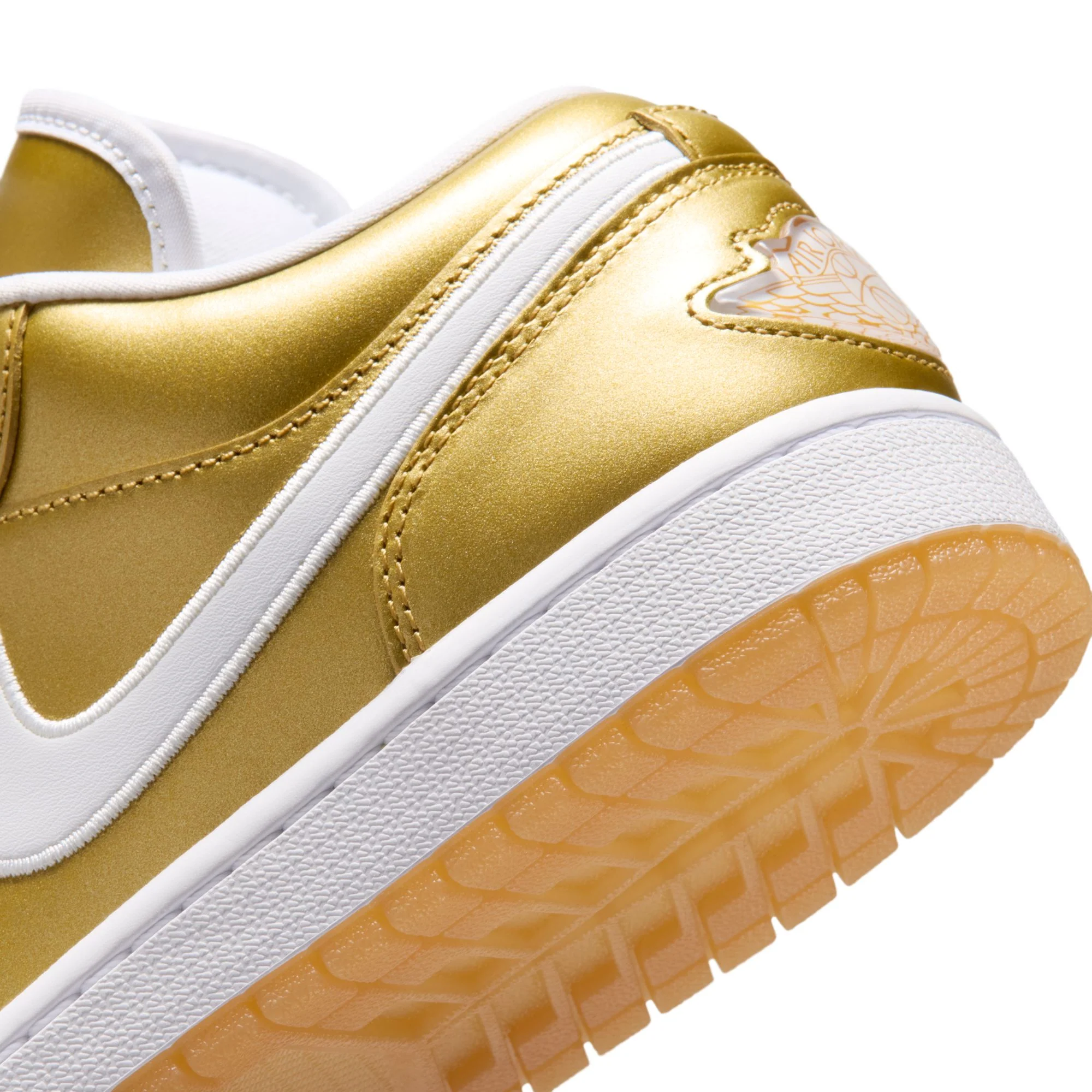 Air Jordan 1 Low IR2304-703 - Image 10