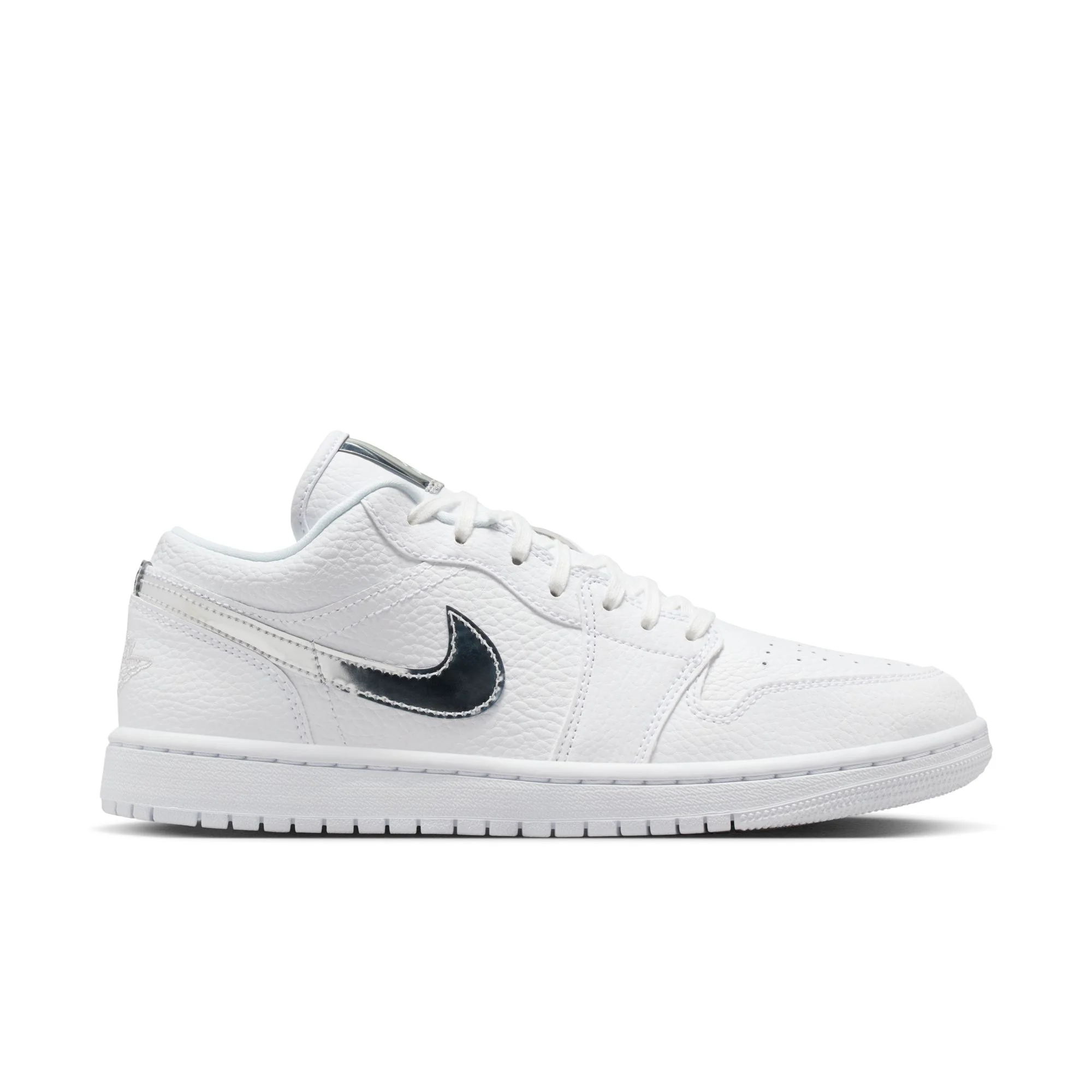 Air Jordan 1 Low SE IQ9381-100 - Image 6