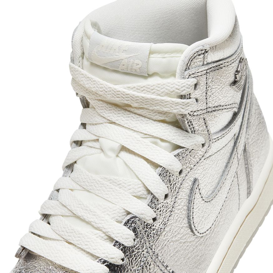 Air Jordan 1 Retro High FN7249-001 - Image 3