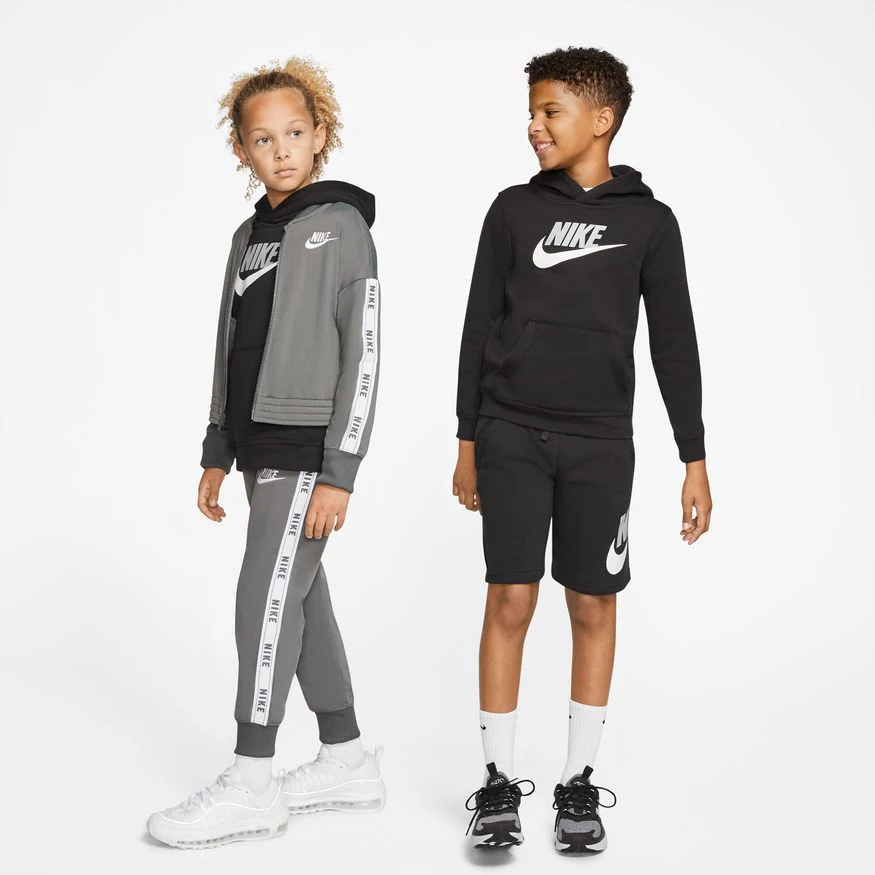 Y Nike Sportswear Club Fleece CJ7861-011 - Image 4
