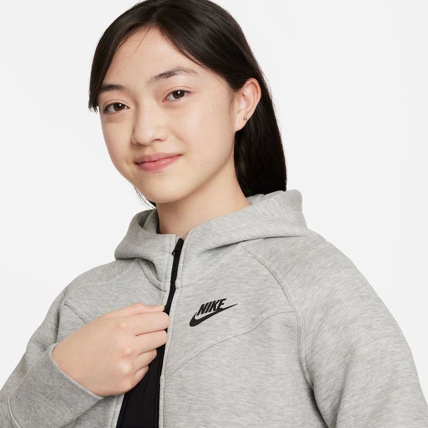 Y Nike Sportswear Tech Fleece FD2979-063 - Image 3