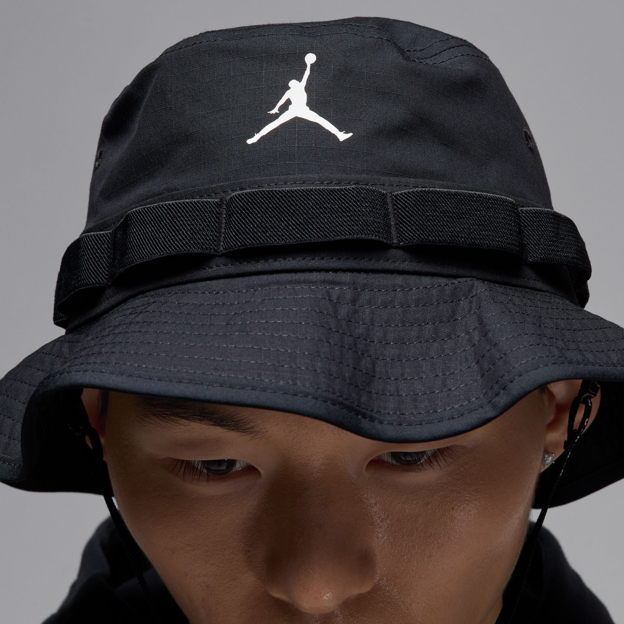 Jordan Apex HM5753-010 - Image 2