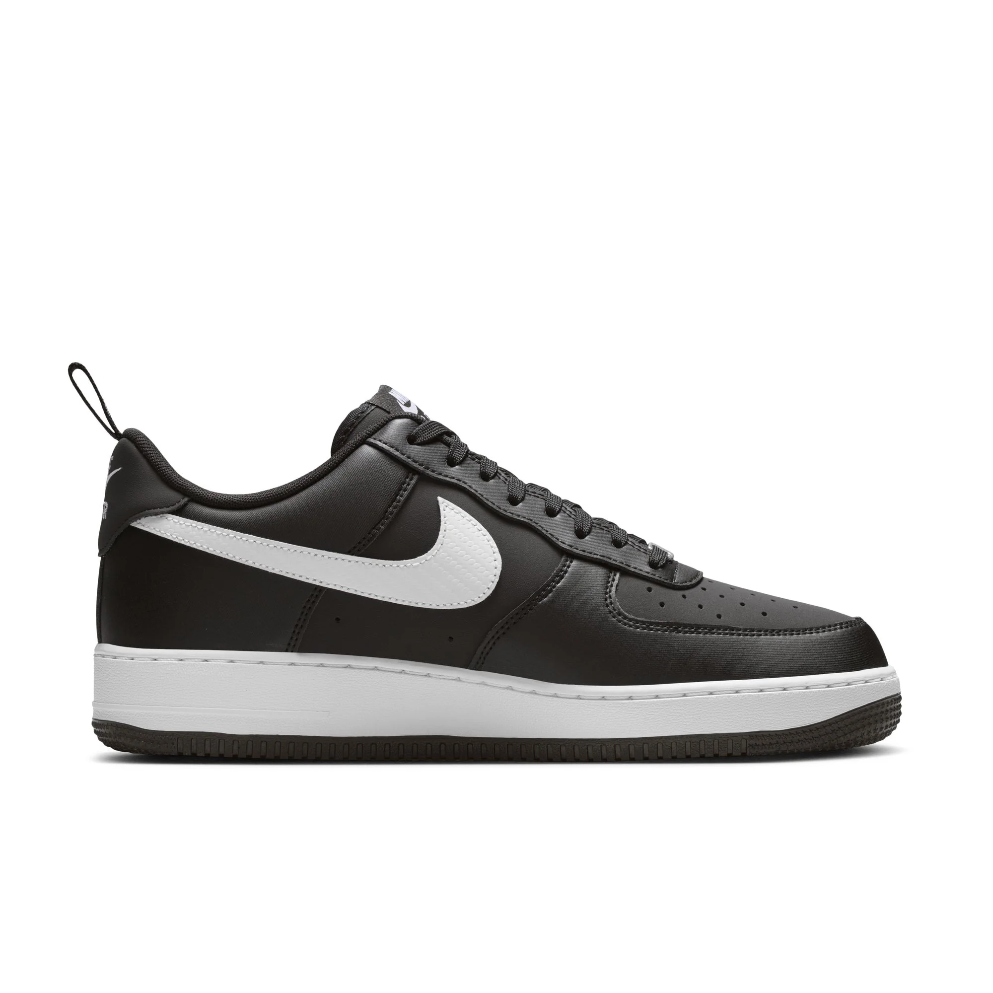 M Air Force 1 '07 IR5599-001 - Image 7
