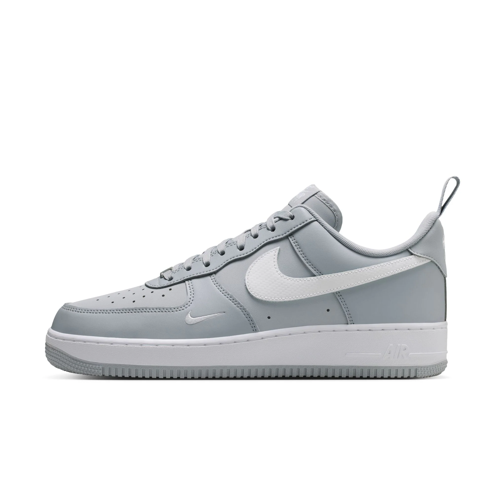M Air Force 1 '07 IR5599-002 - Image 2