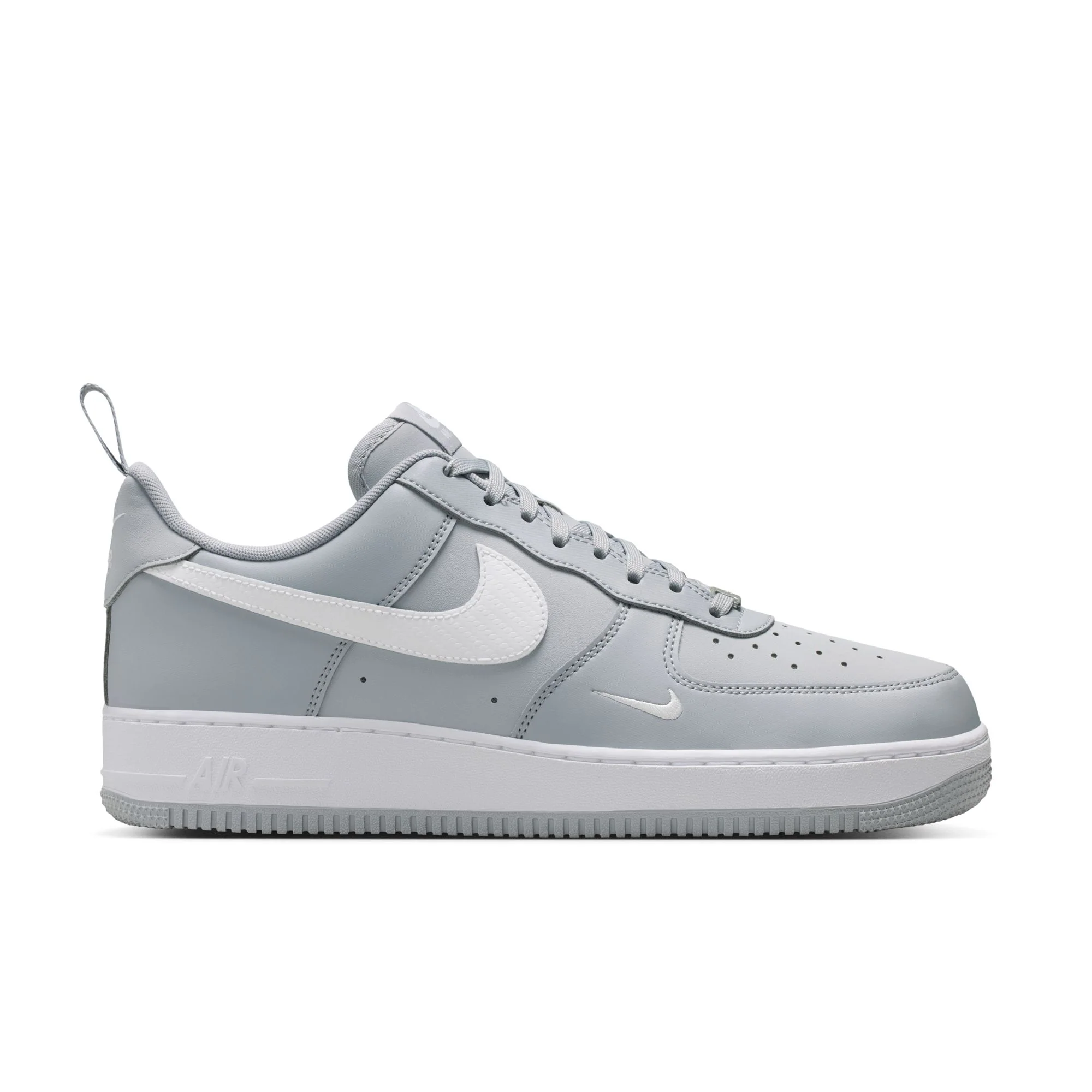 M Air Force 1 '07 IR5599-002 - Image 6