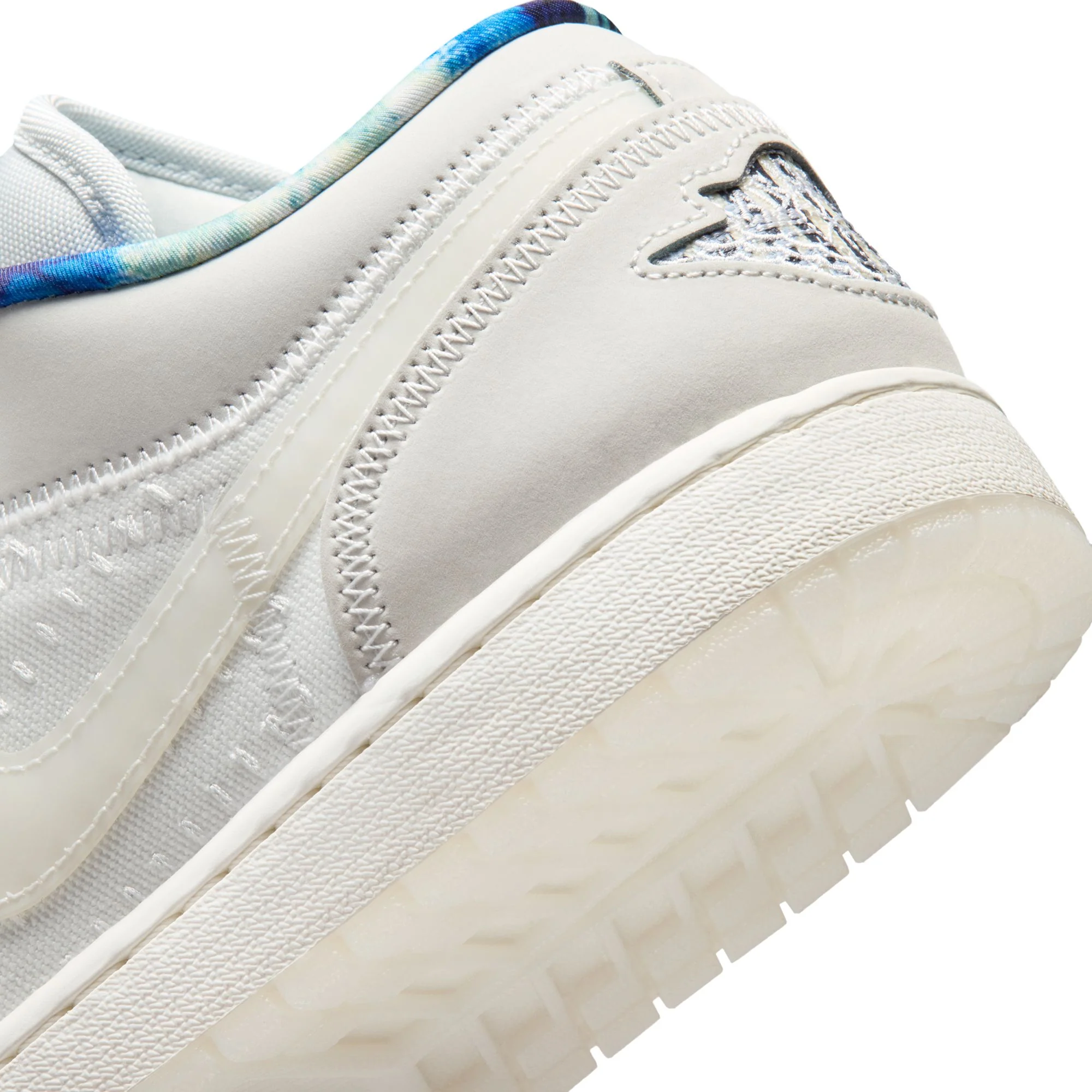 M Air Jordan 1 Low SE IR7337-121 - Image 10