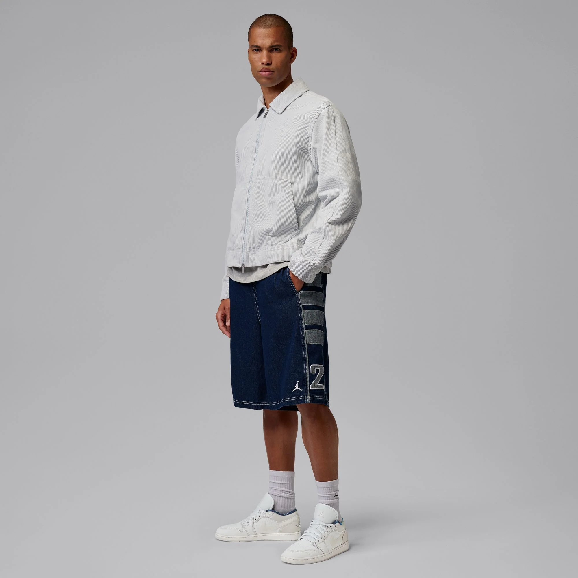M Air Jordan 1 Low SE IR7337-121 - Image 11