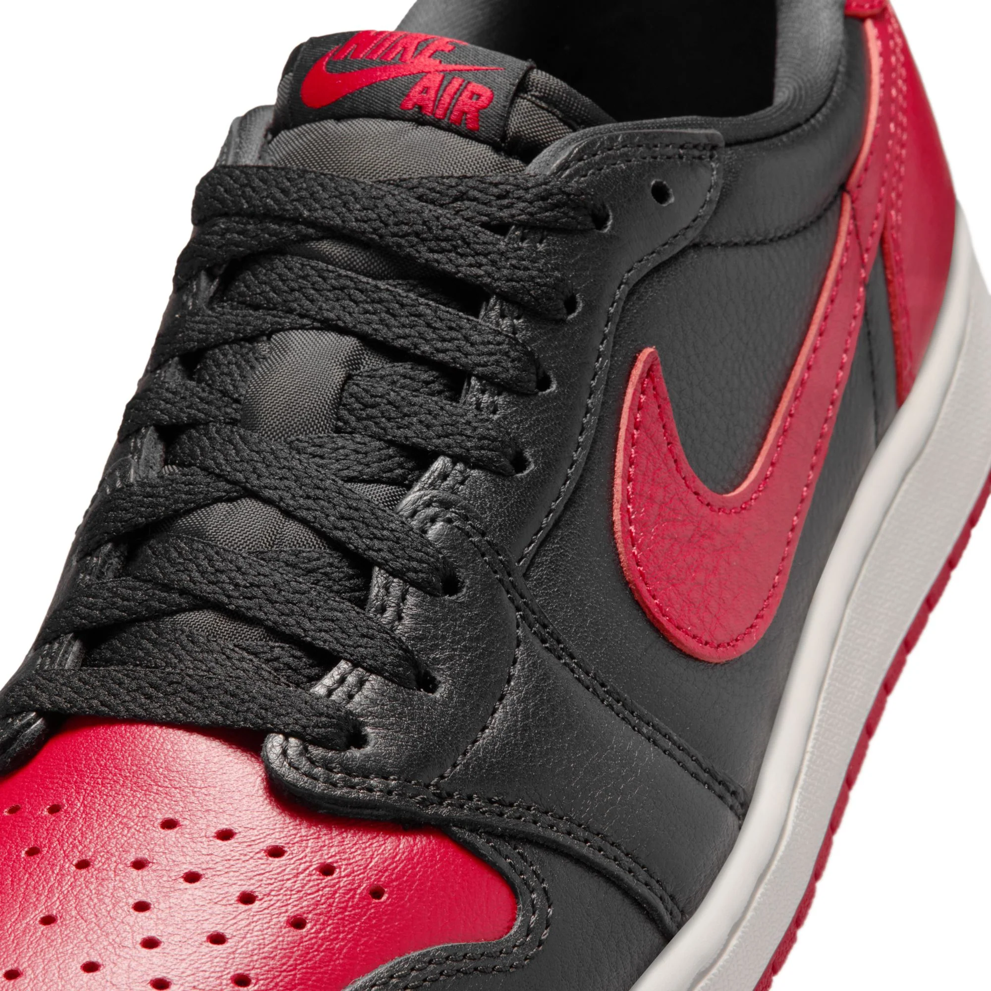 M AIR JORDAN 1 RETRO LOW OG IW6276-001 - Image 10