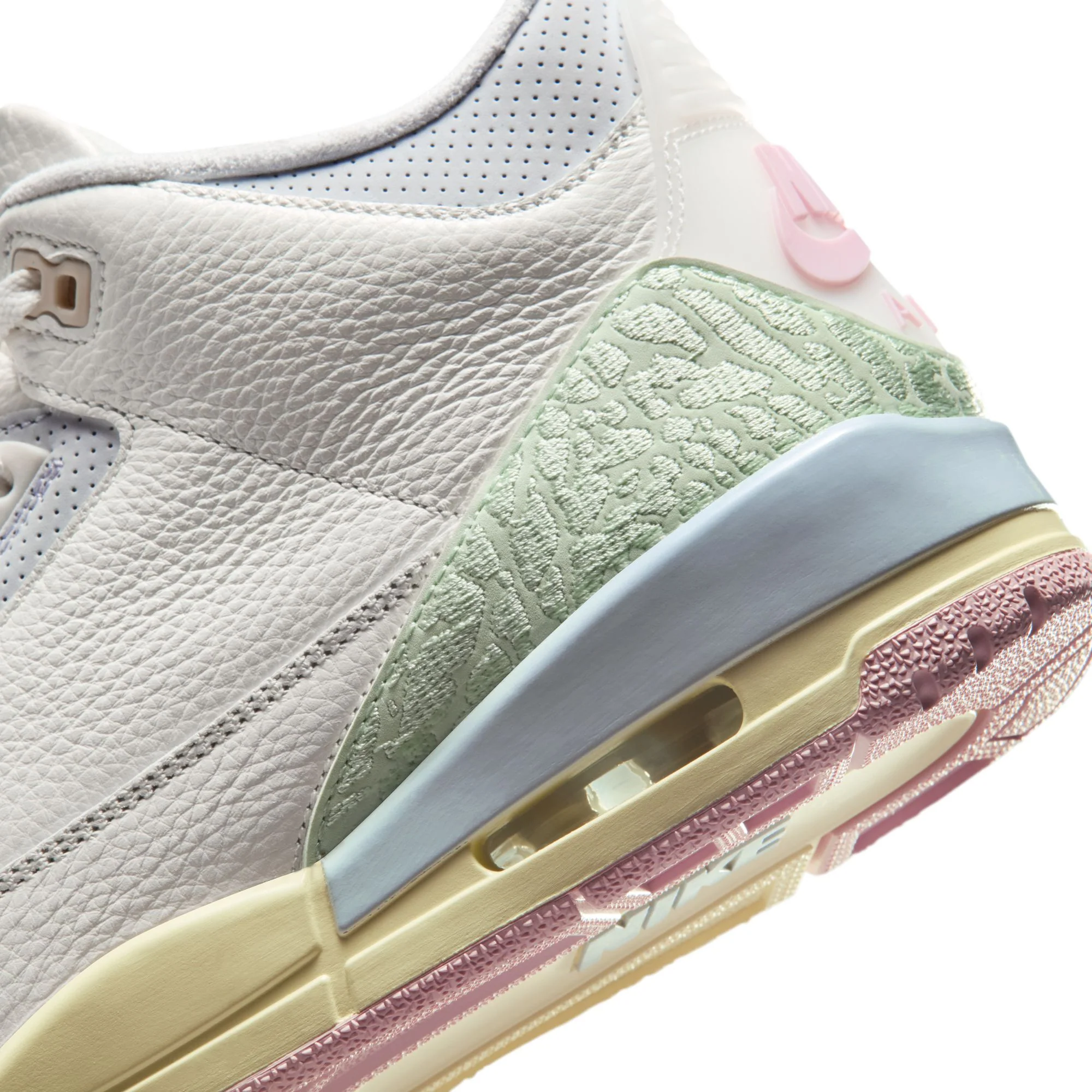 M Air Jordan 3 Retro IF4396-100 - Image 10