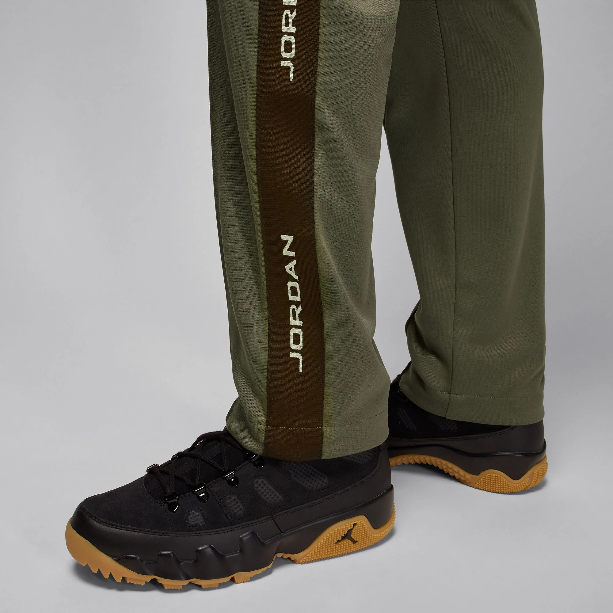 M Jordan Essentials HF9341-222 - Image 7
