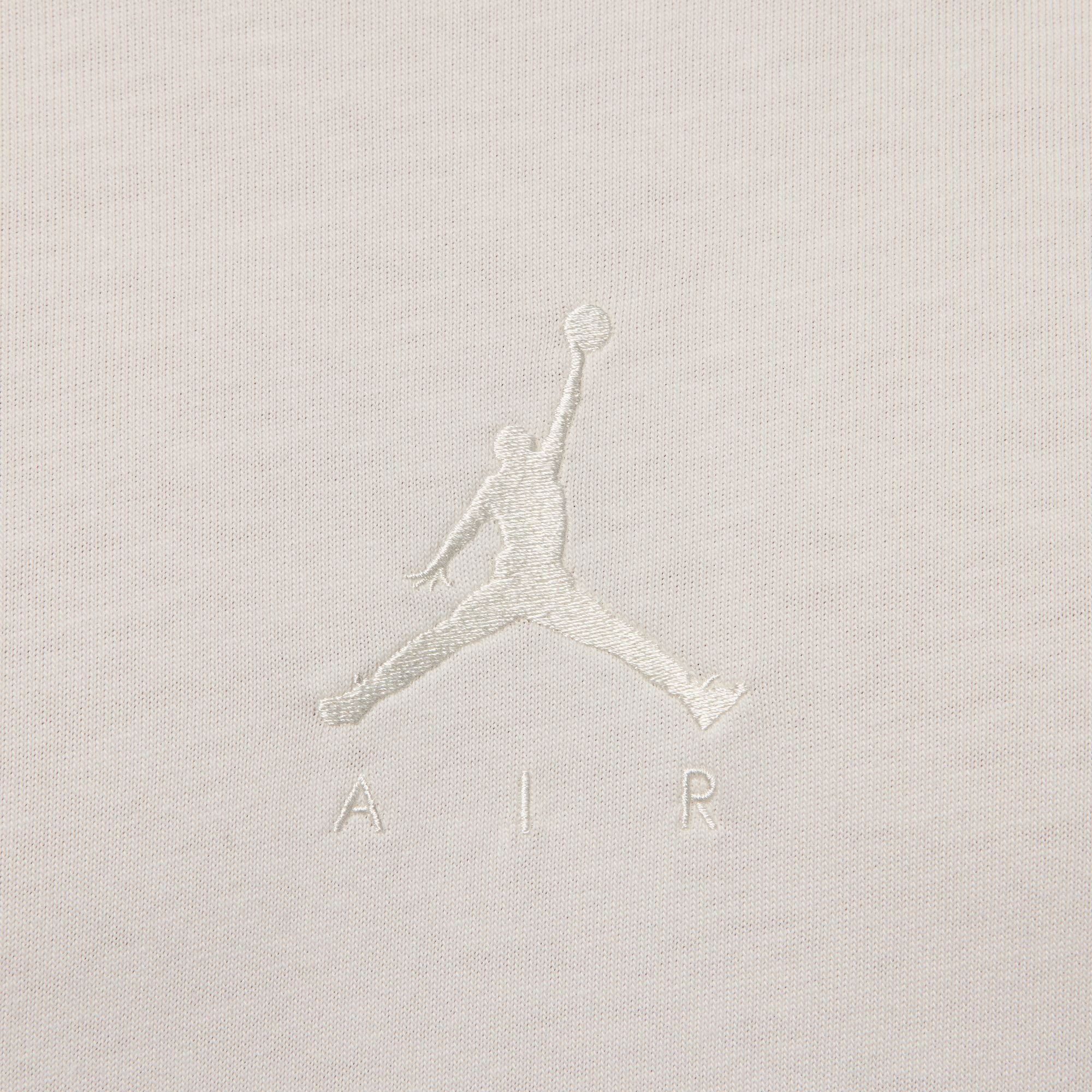 M Jordan Flight Essentials IB7345-133 - Image 4