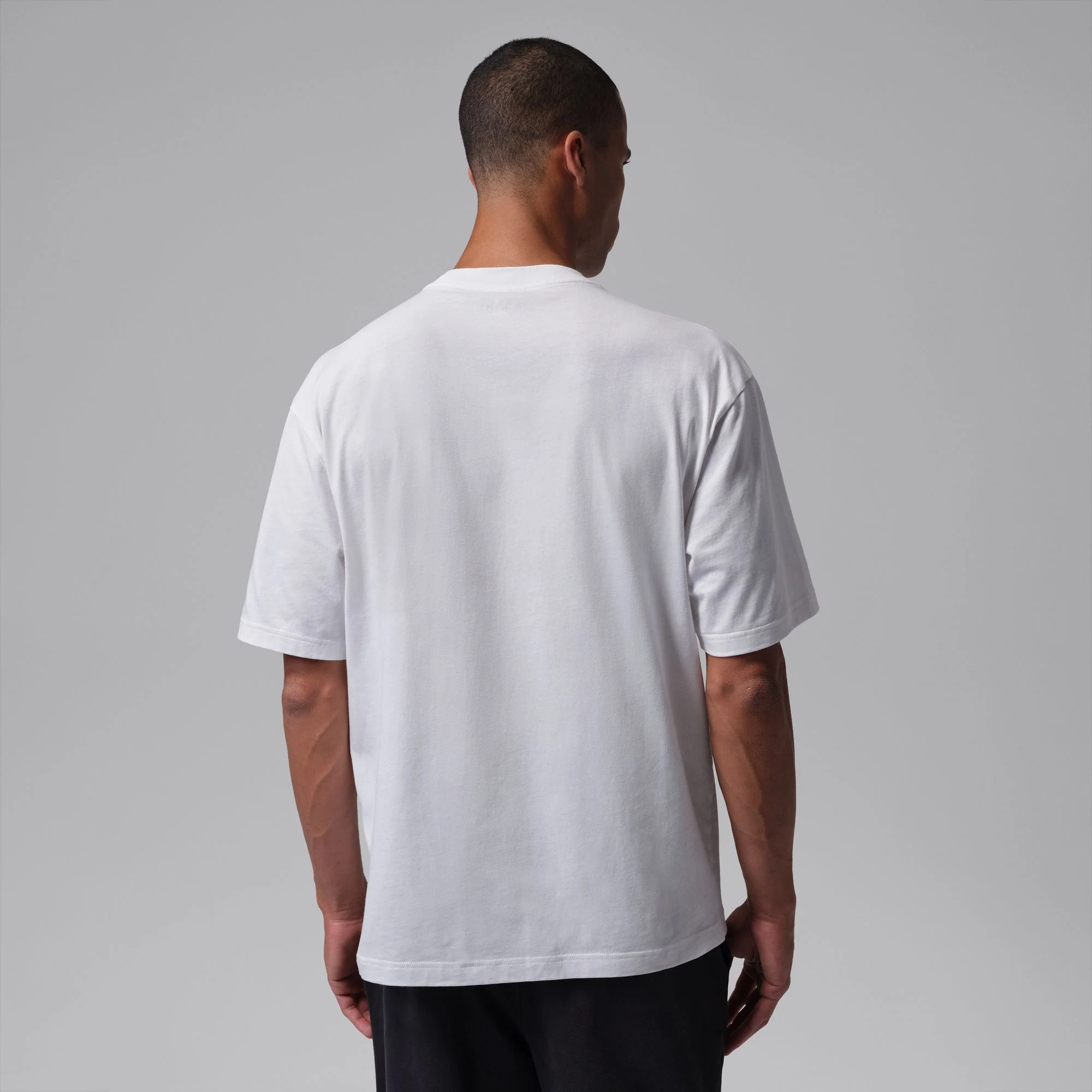 M Jordan IF5566-100 - Image 2
