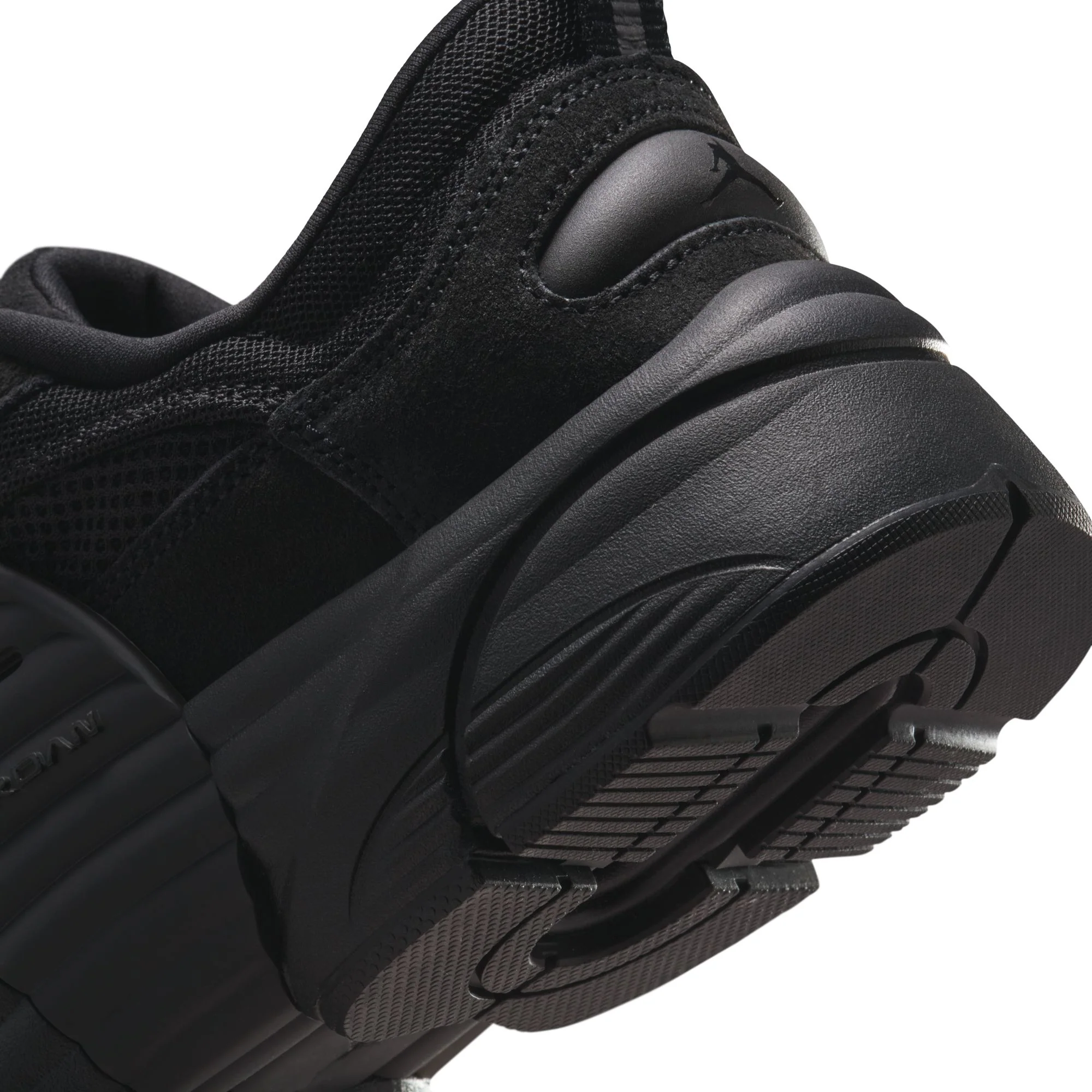 M Jordan Trunner IB3722-003 - Image 11