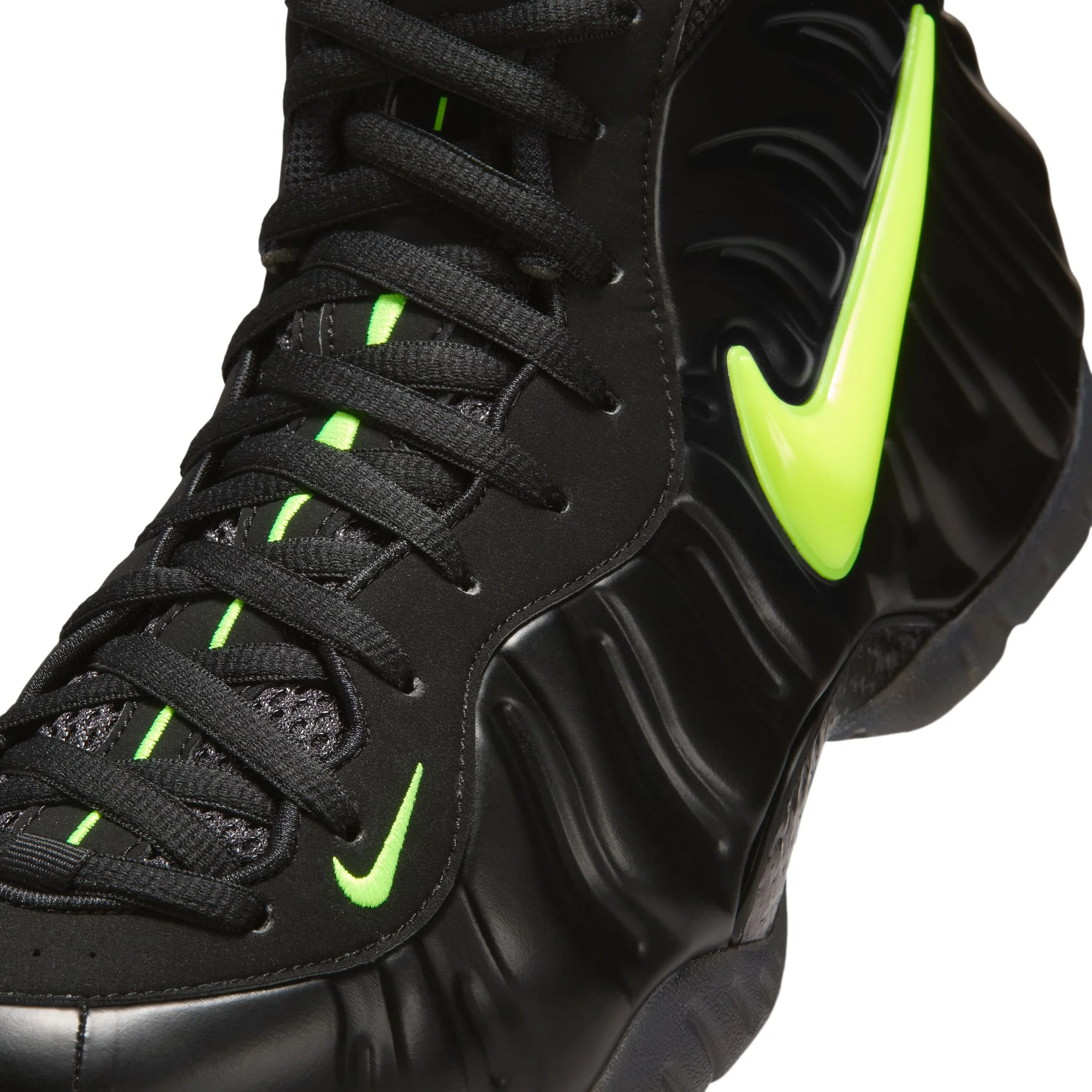 M Nike Air Foamposite Pro HF0794-002 - Image 9