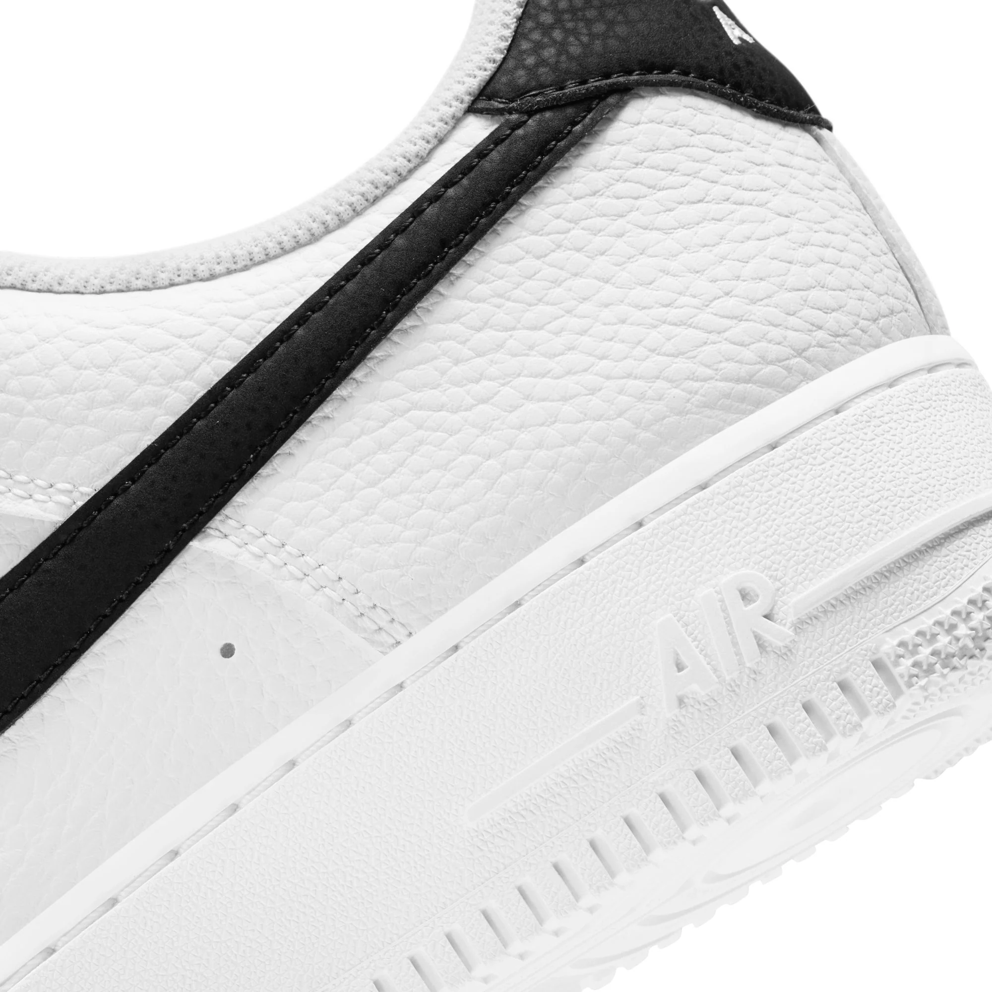 M Nike Air Force 1 '07 CT2302-100 - Image 10
