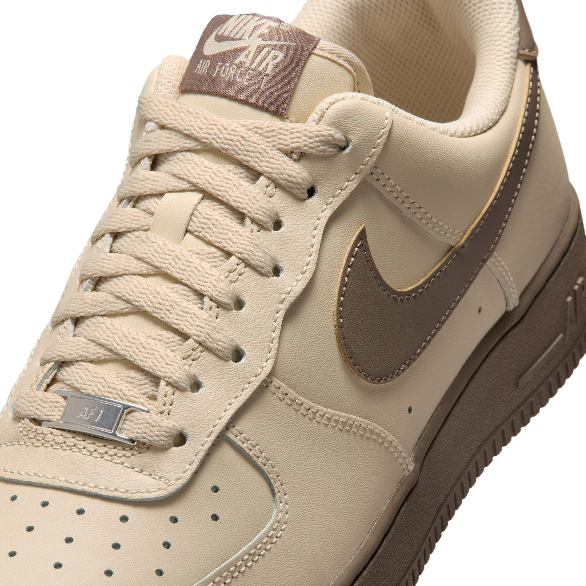 M Nike Air Force 1 '07 FJ4146-201 - Image 10