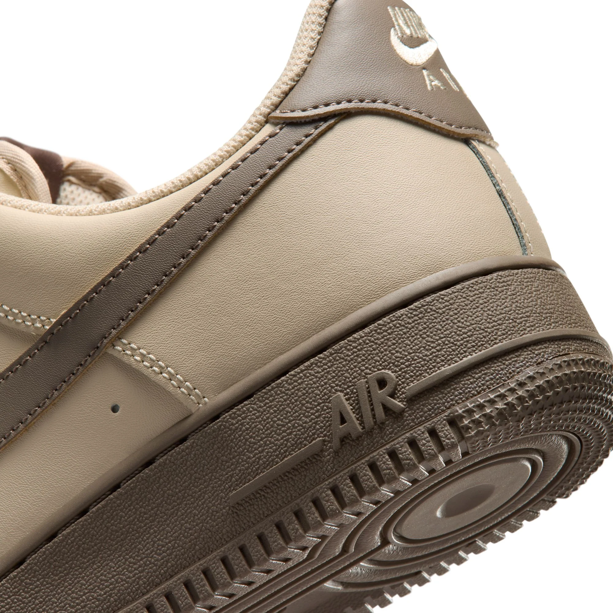 M Nike Air Force 1 '07 FJ4146-201 - Image 11