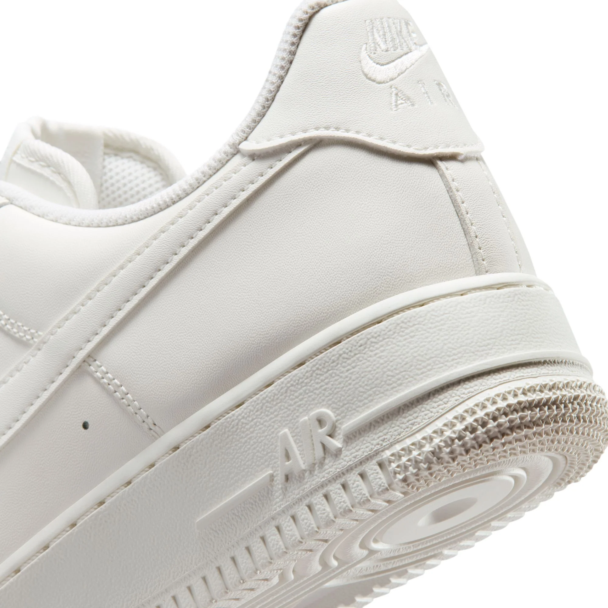 M Nike Air Force 1 '07 IH1698-100 - Image 11