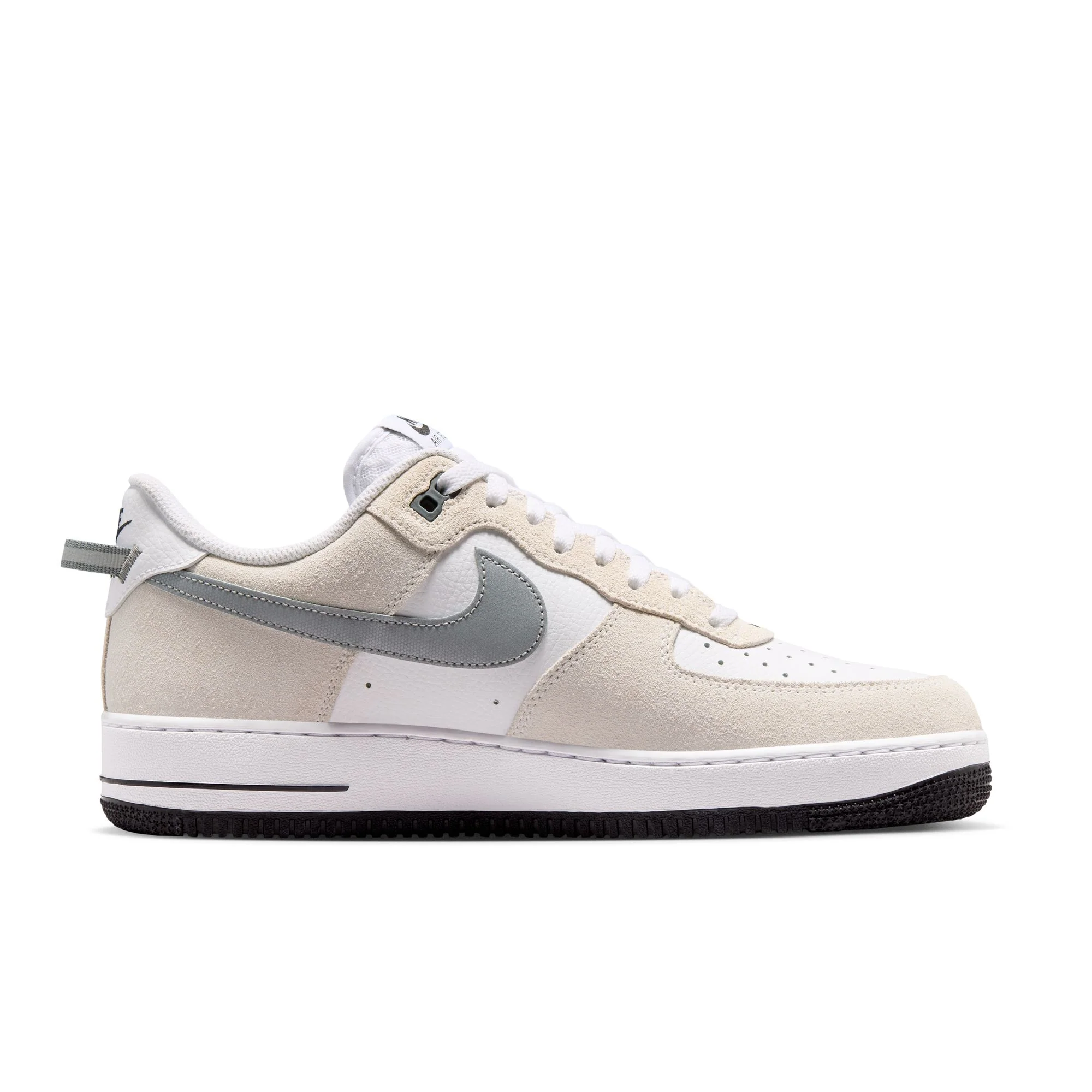 M Nike Air Force 1 '07 LV8 IR2007-100 - Image 7