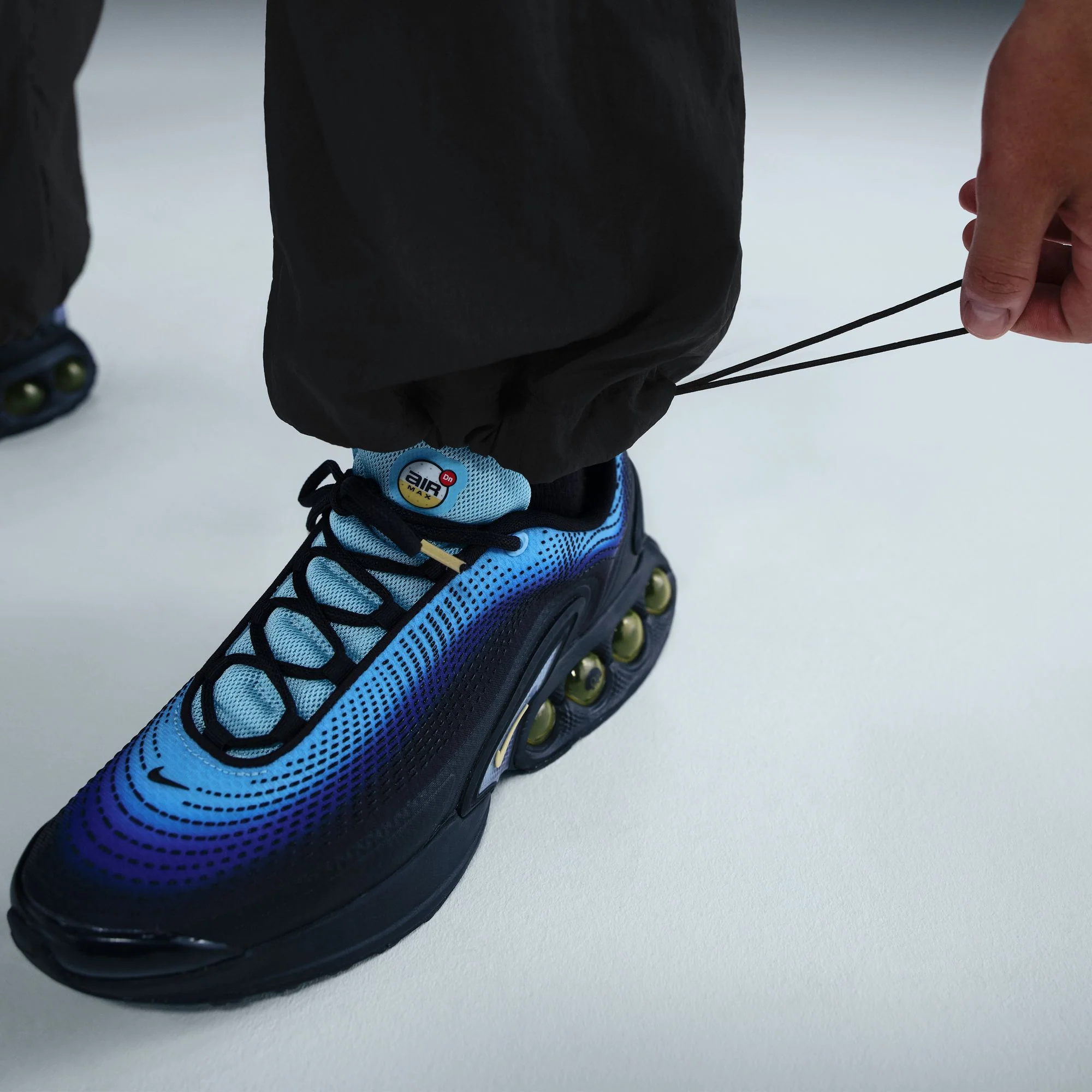 M Nike Air HV0874-010 - Image 9