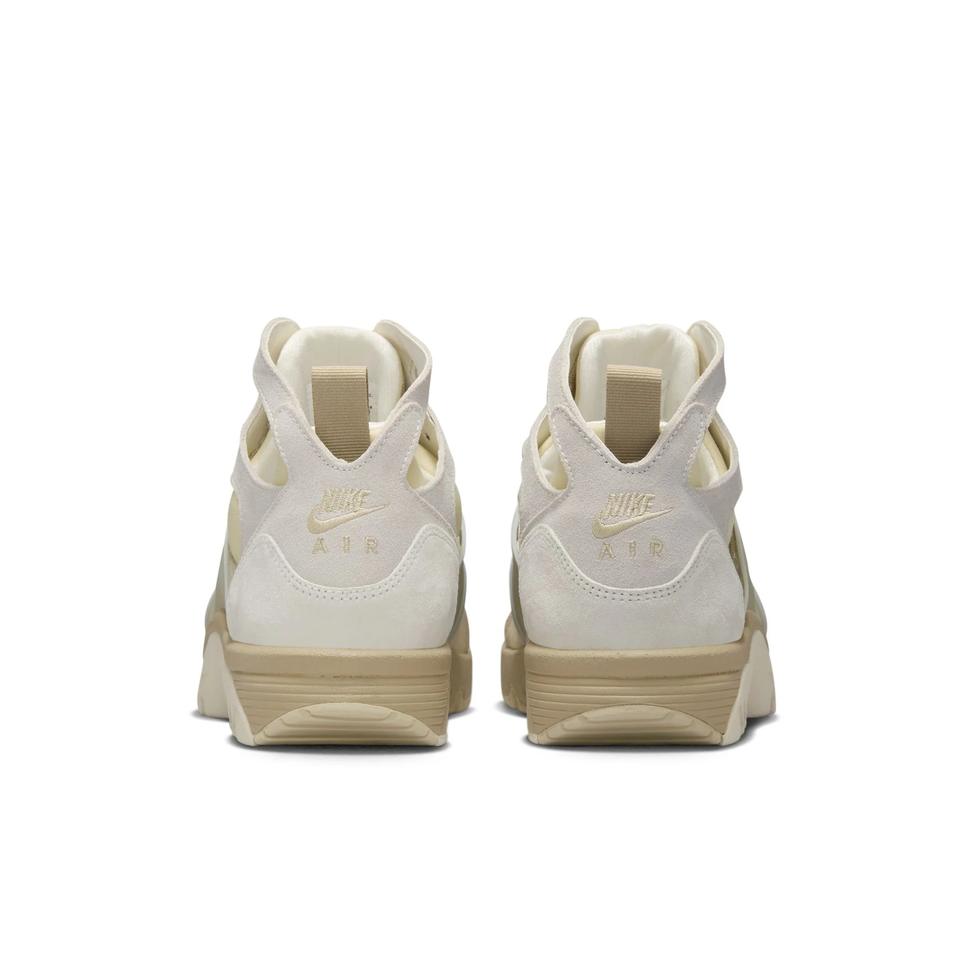 M Nike Air Trainer Huarache IB7678-100 - Image 3