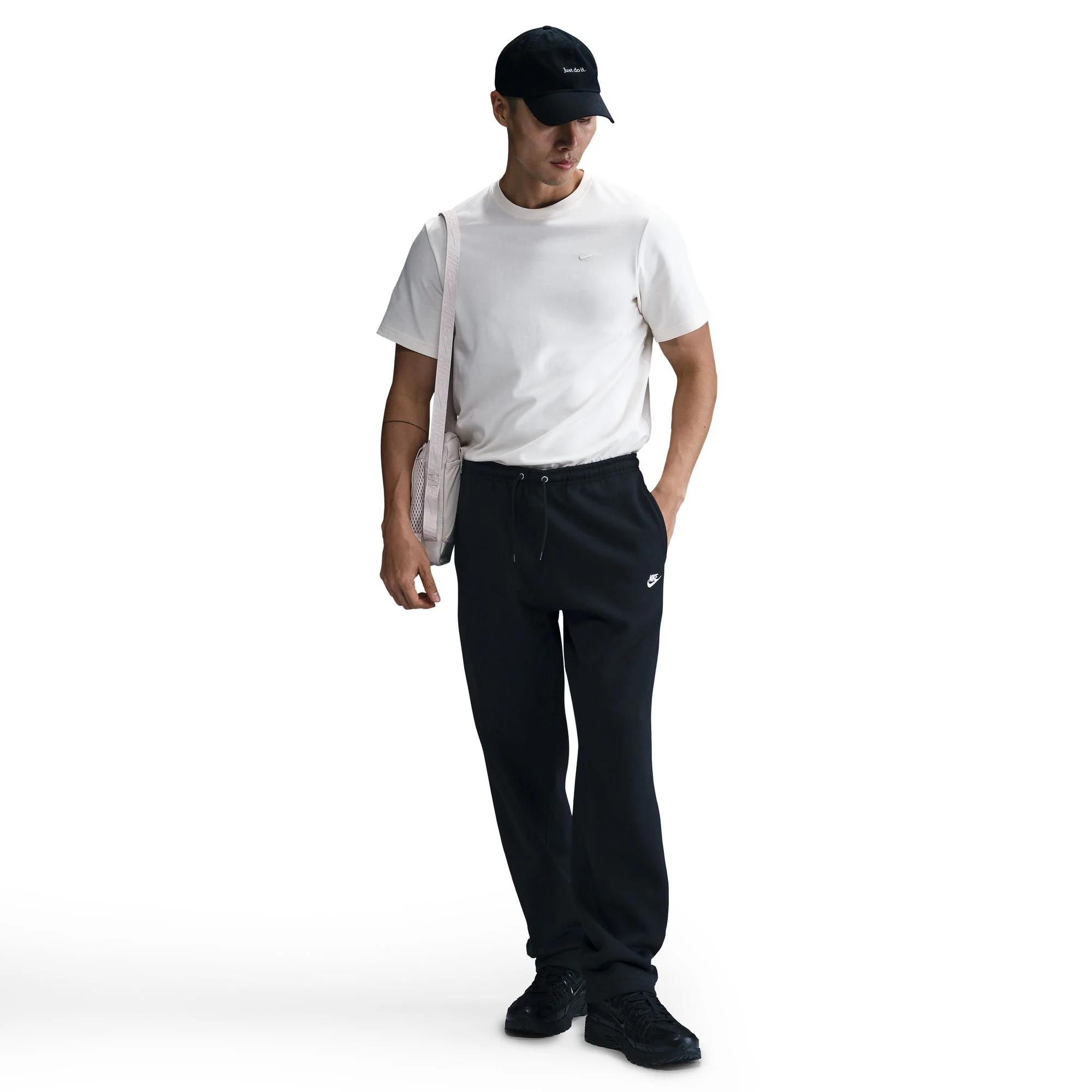 M Nike Club FN3730-010
