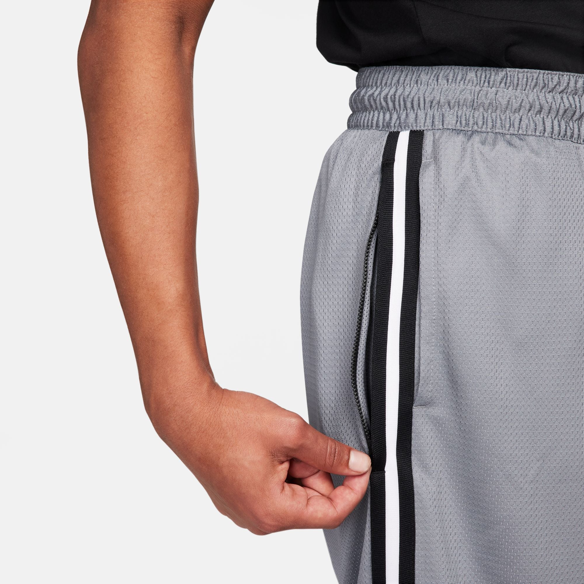 M Nike DNA FN2651-065 - Image 15