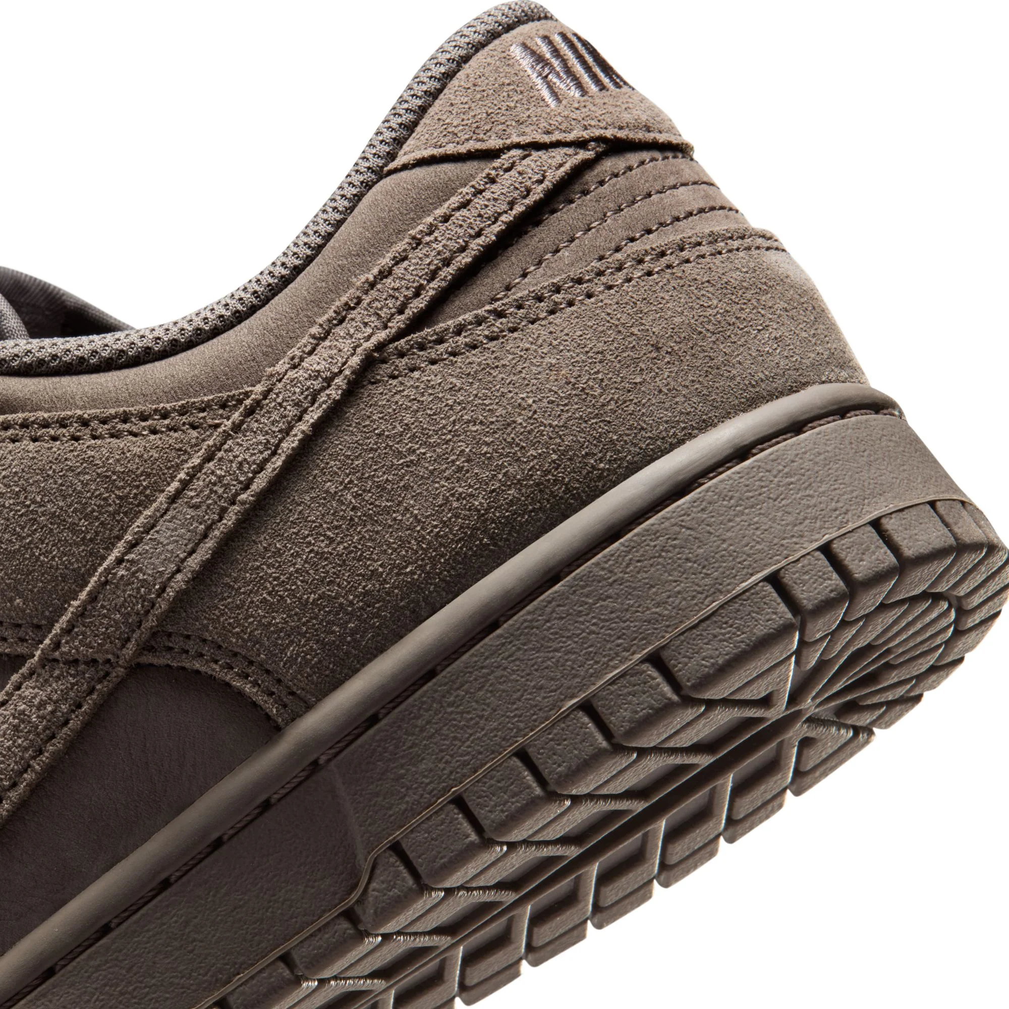 M Nike Dunk Low Retro SE IB6651-200 - Image 12