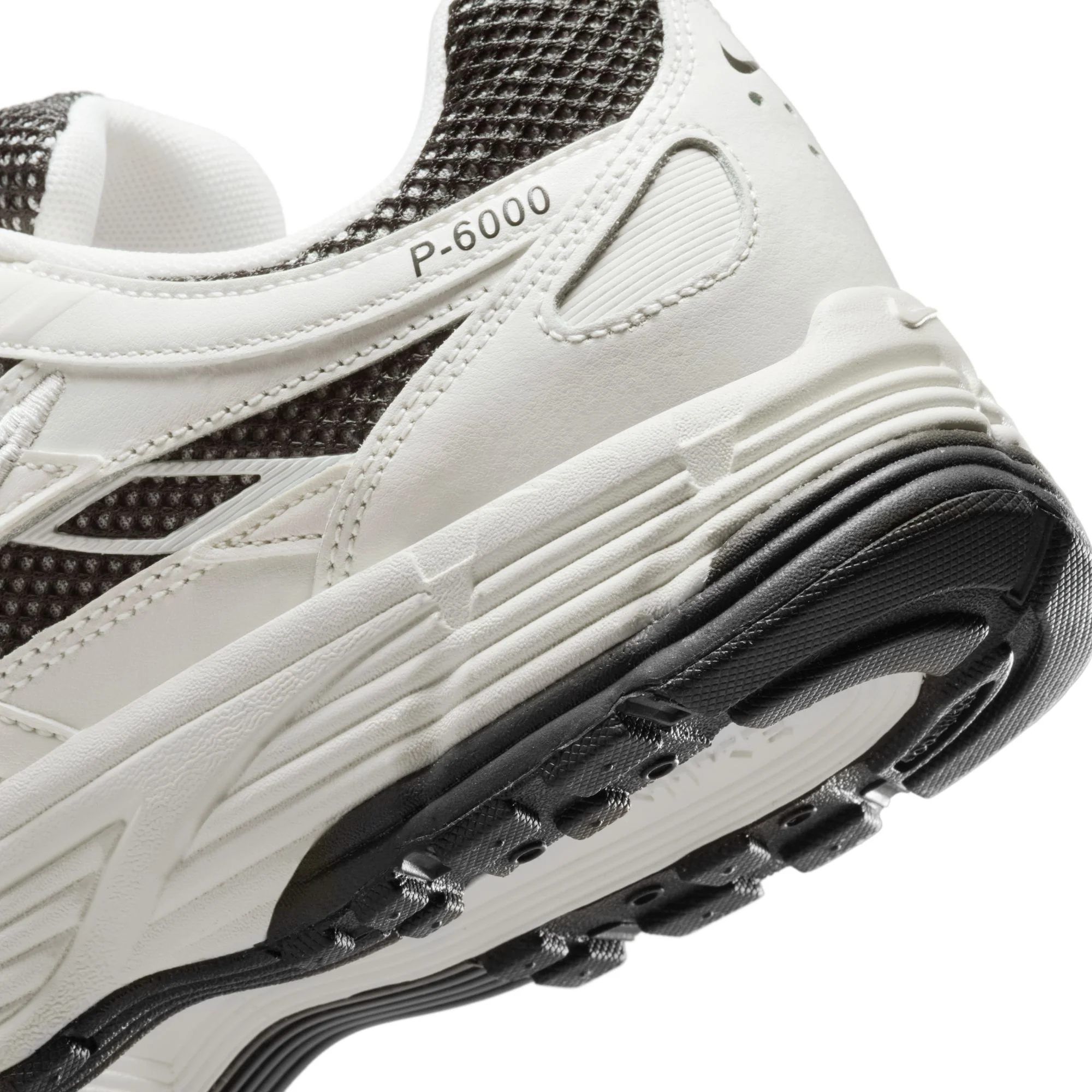 M Nike P-6000 IO8711-101 - Image 11