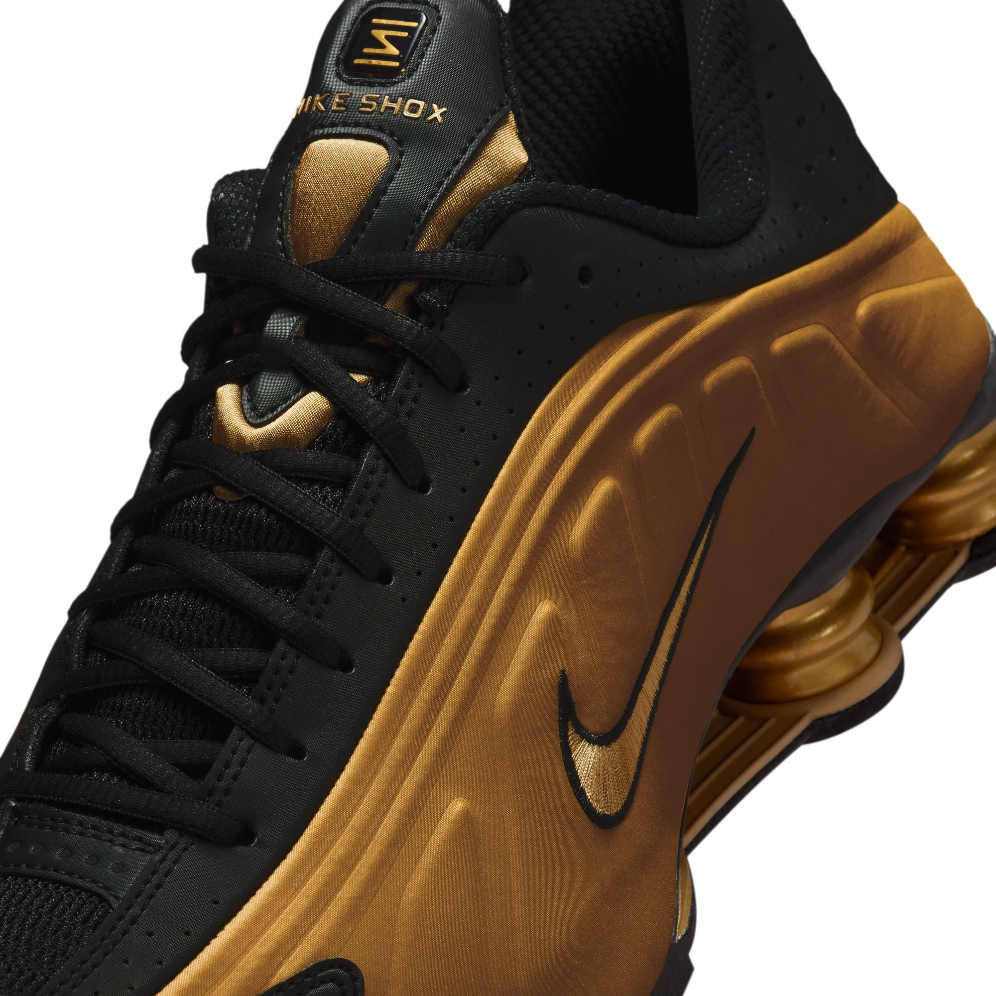 M Nike Shox R4 HQ1988-700 - Image 10
