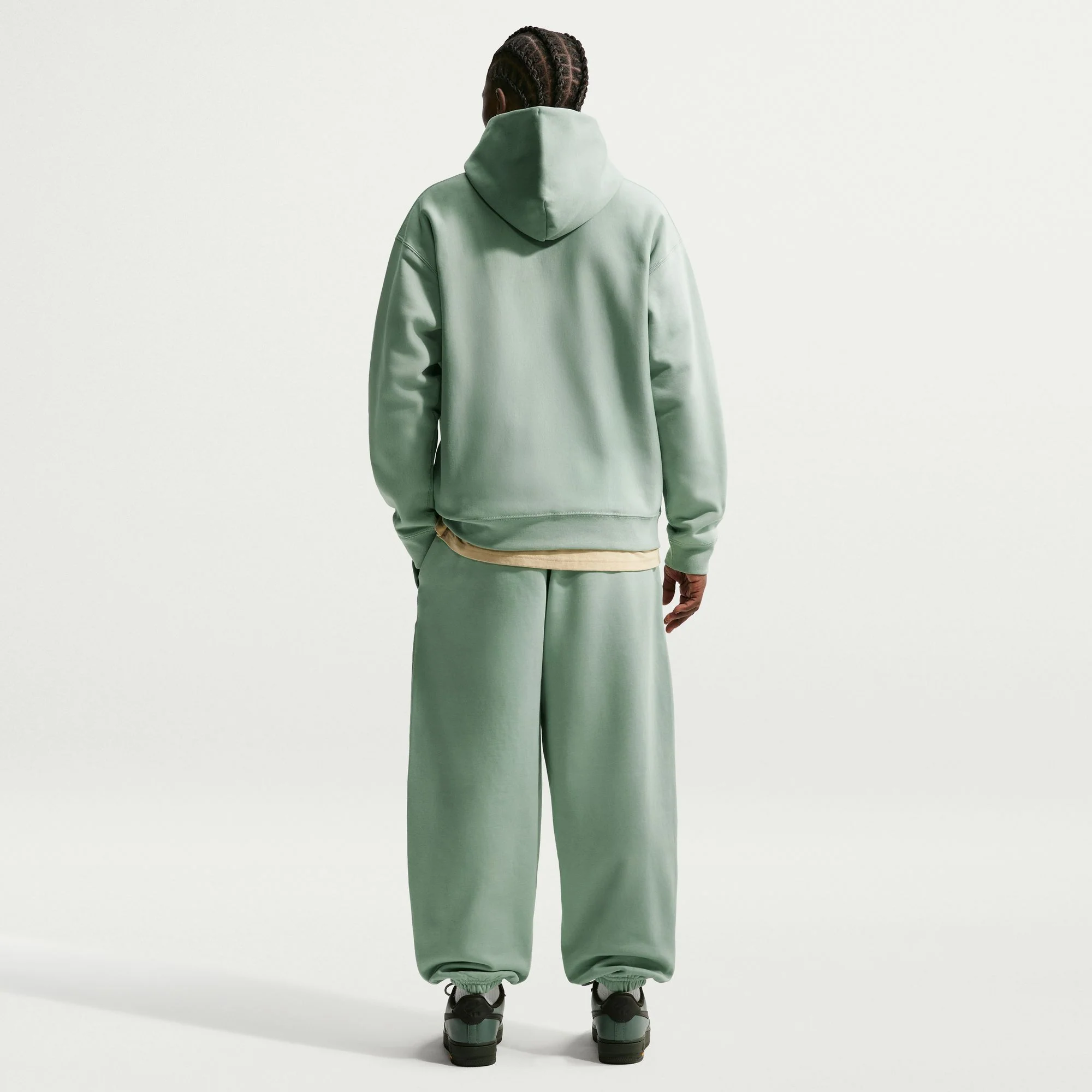 M Nike Solo Swoosh HV1088-006 - Image 4