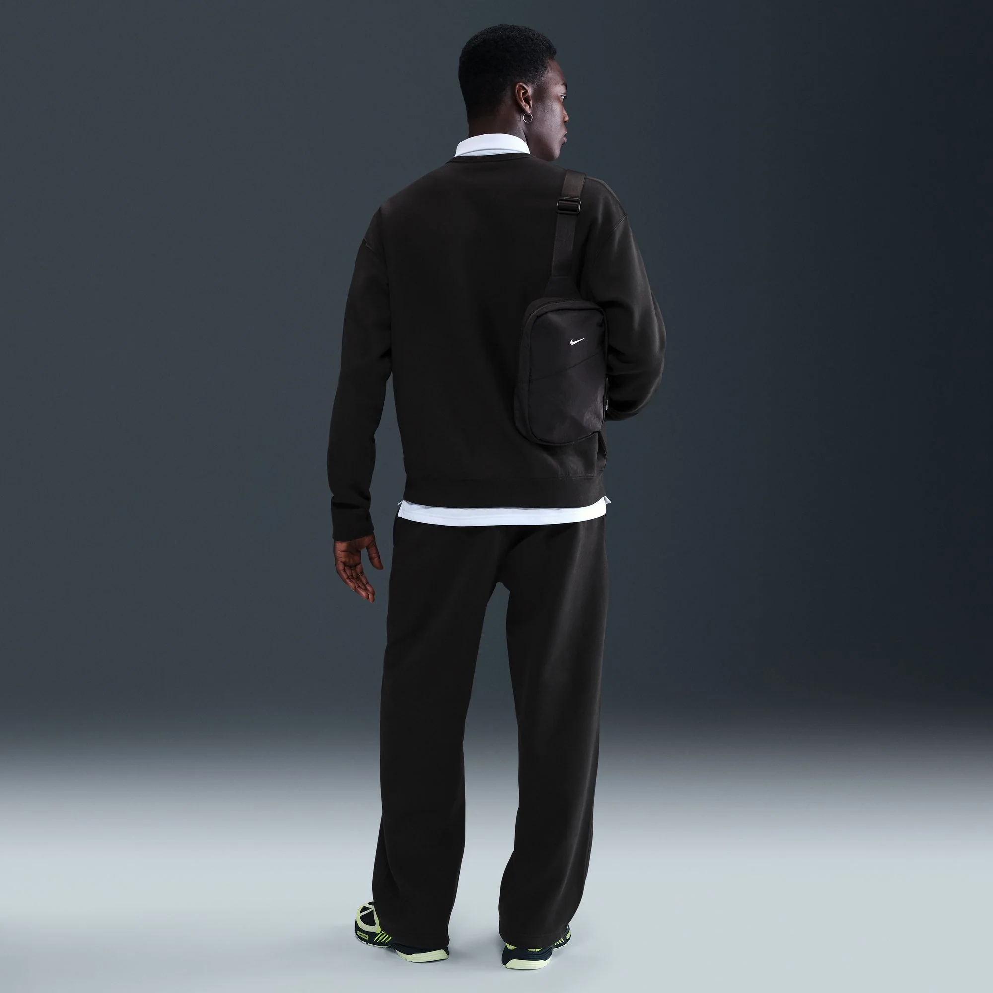 M Nike Solo Swoosh HV1090-010 - Image 3