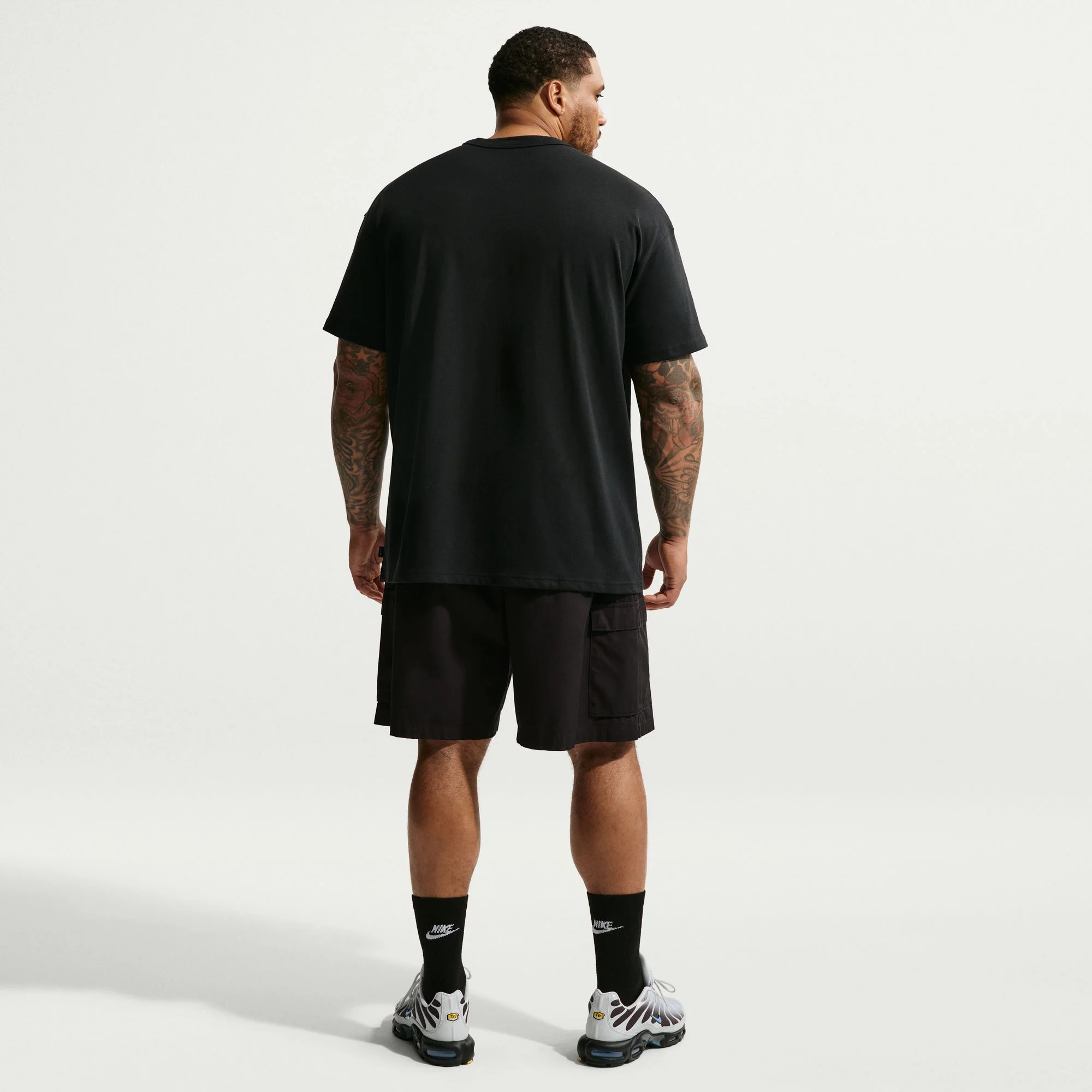 M Nike Sportswear Premium Essentials IH1121-010 - Image 10