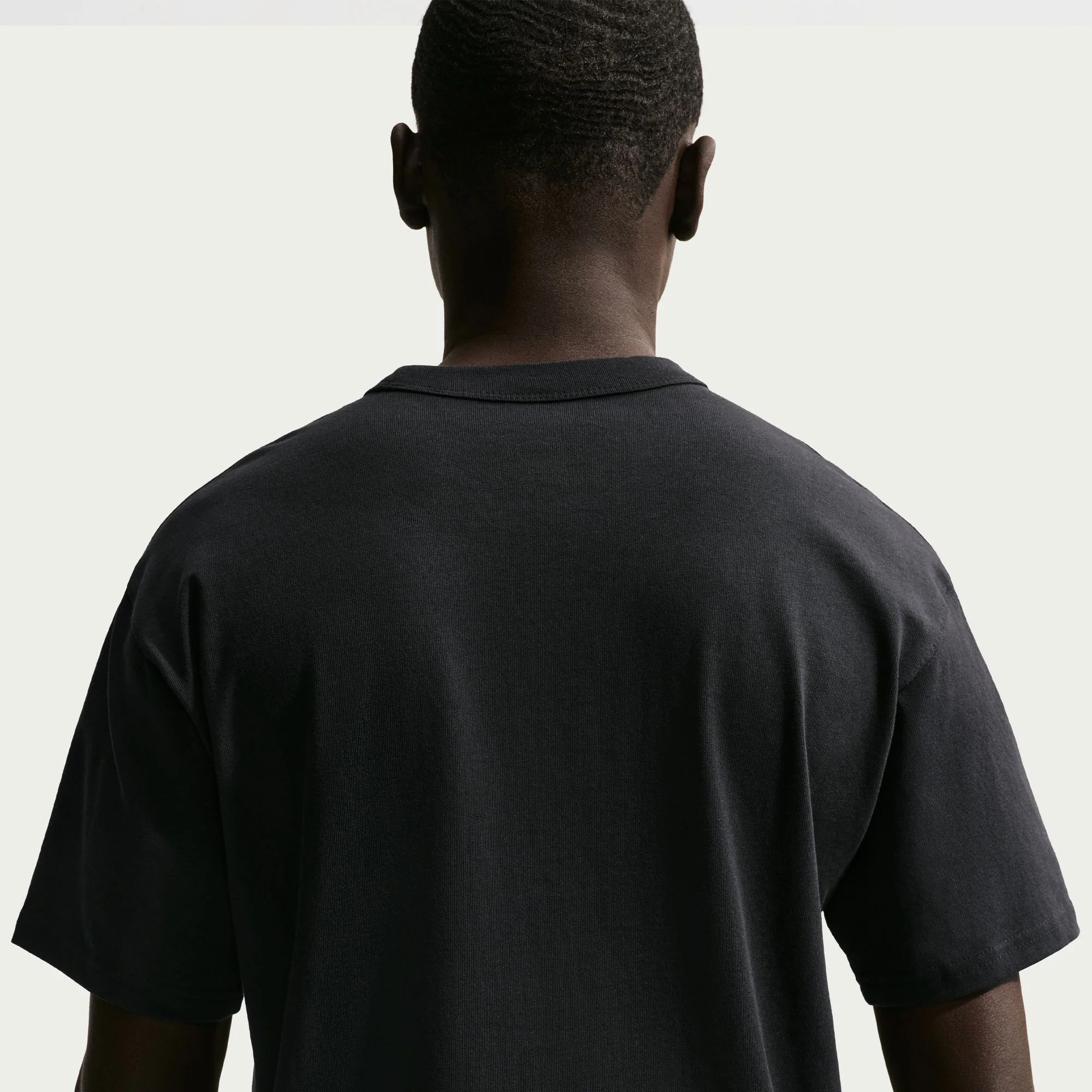 M Nike Sportswear Premium Essentials IH1121-010 - Image 4