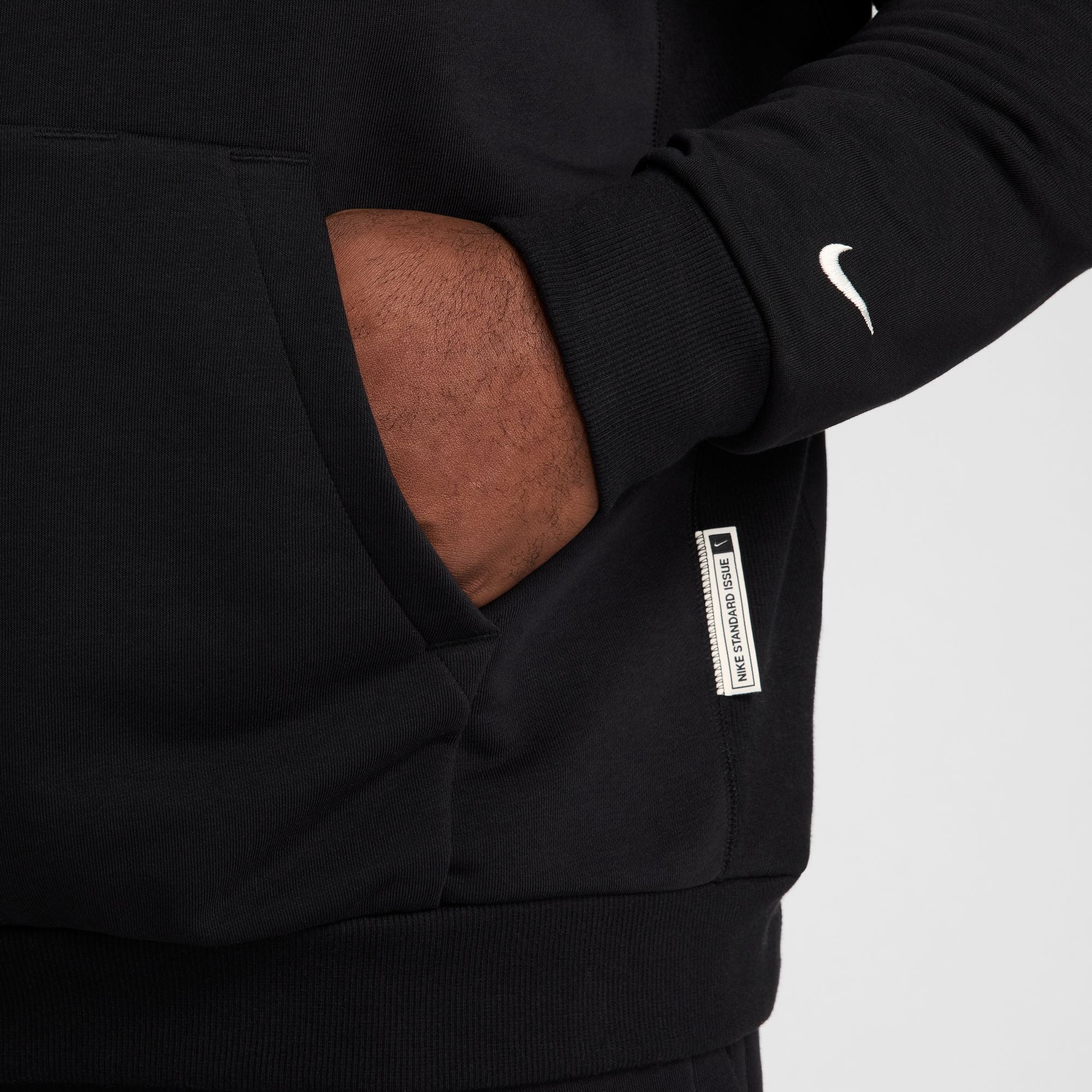 M Nike Standard Issue FZ0218-010 - Image 12