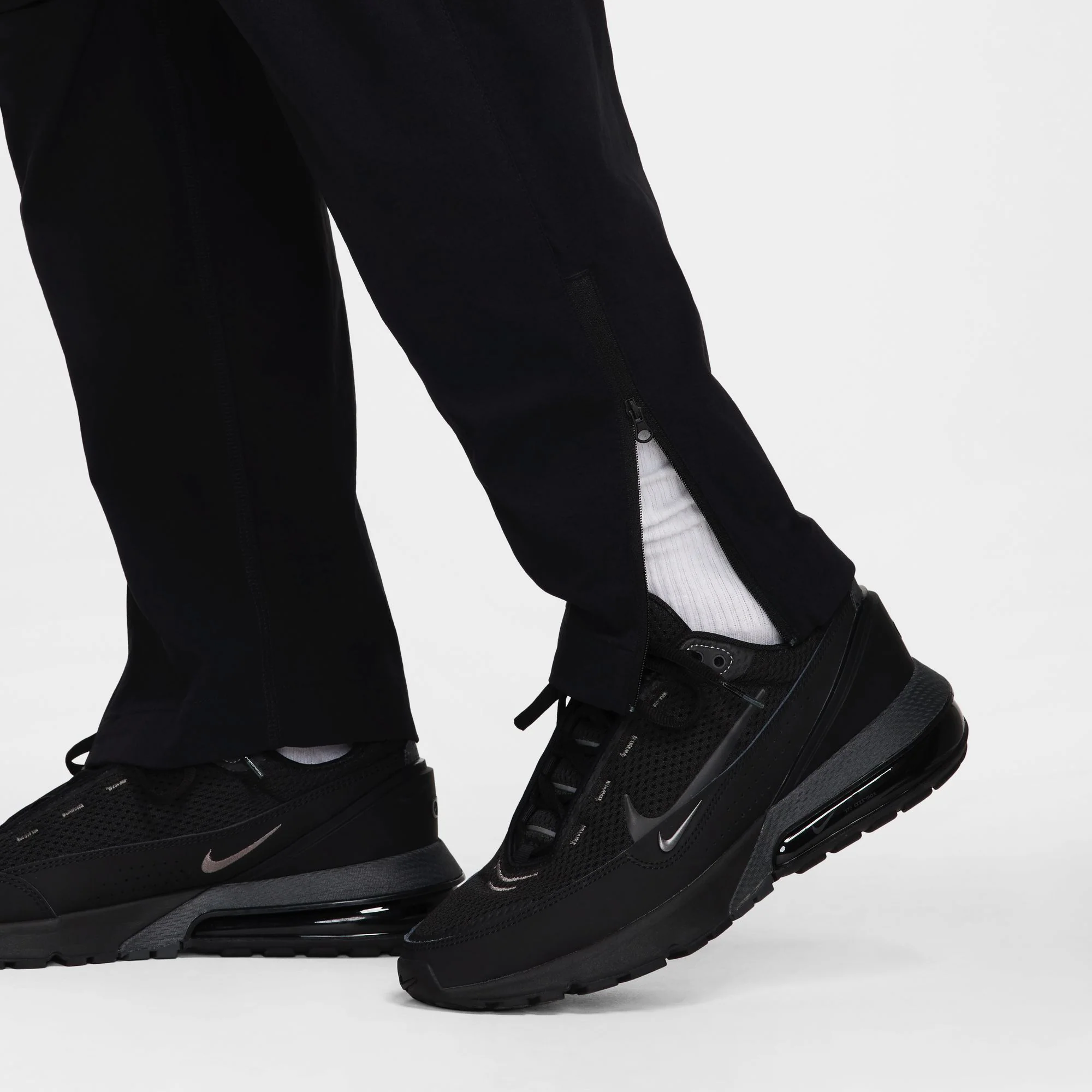 M Nike Tech HM8241-010 - Image 9