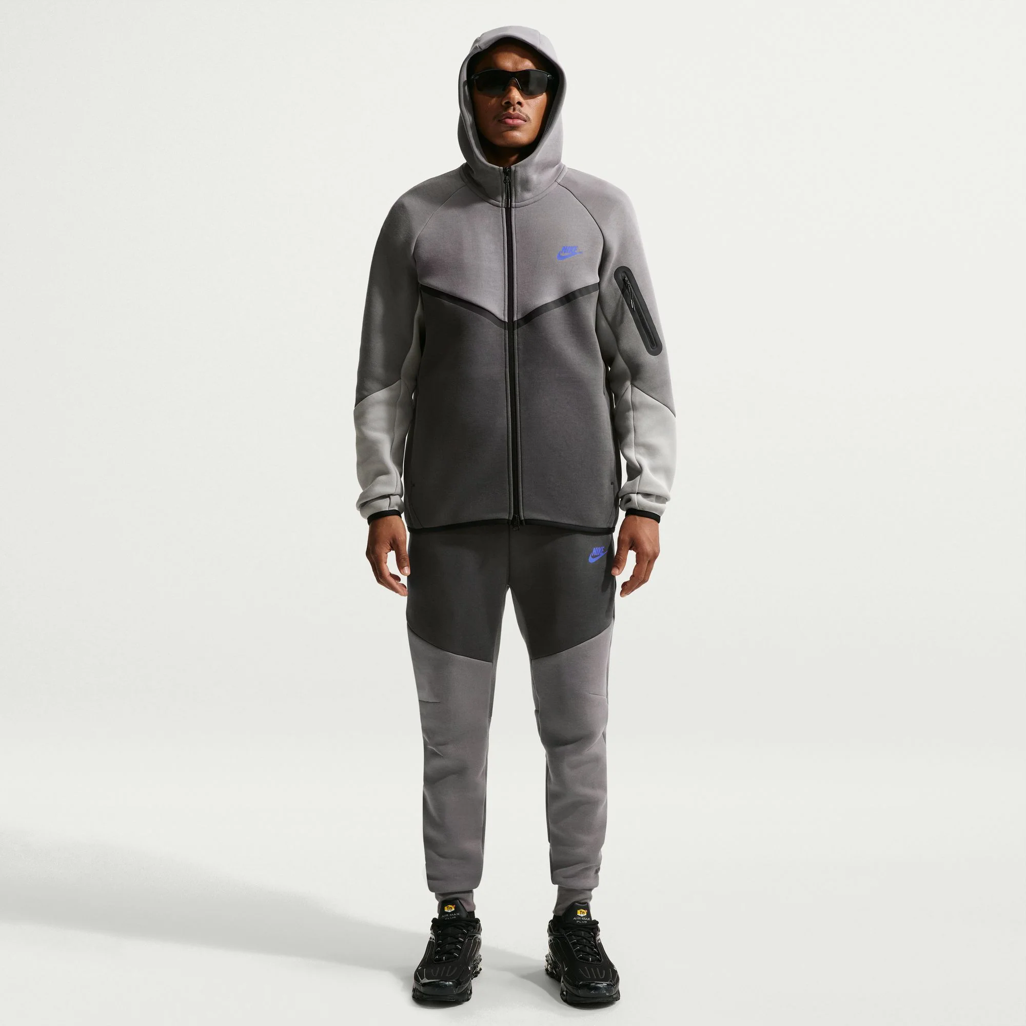 M Nike Tech HV0949-018 - Image 3