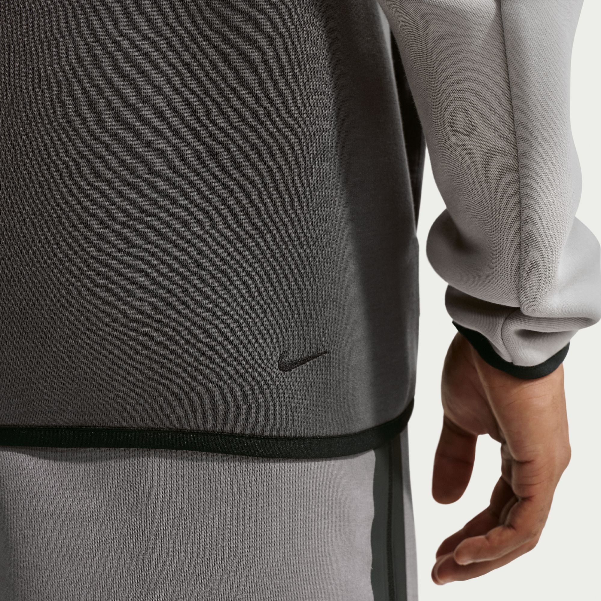 M Nike Tech HV0949-018 - Image 7