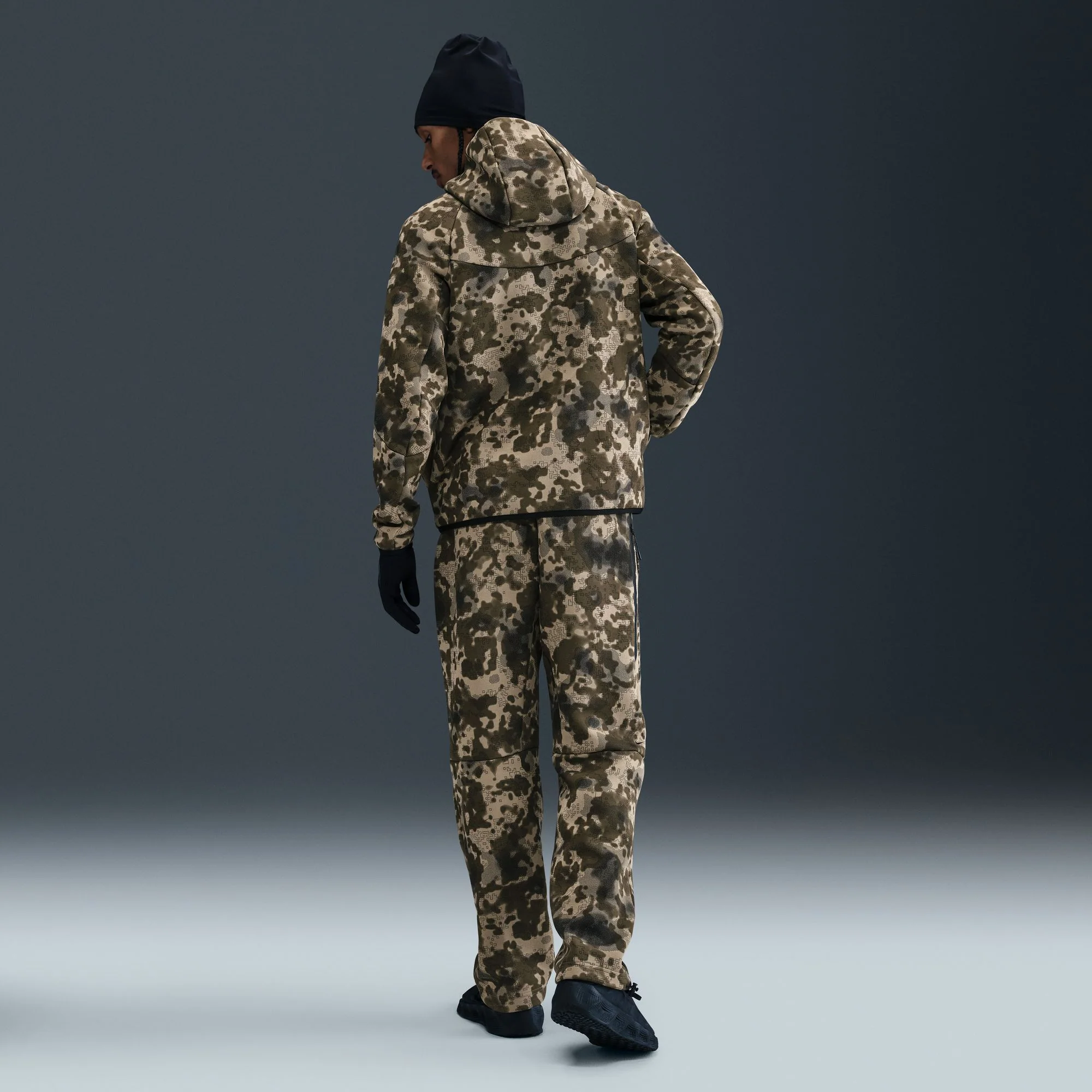 M Nike Tech HV0955-276 - Image 3