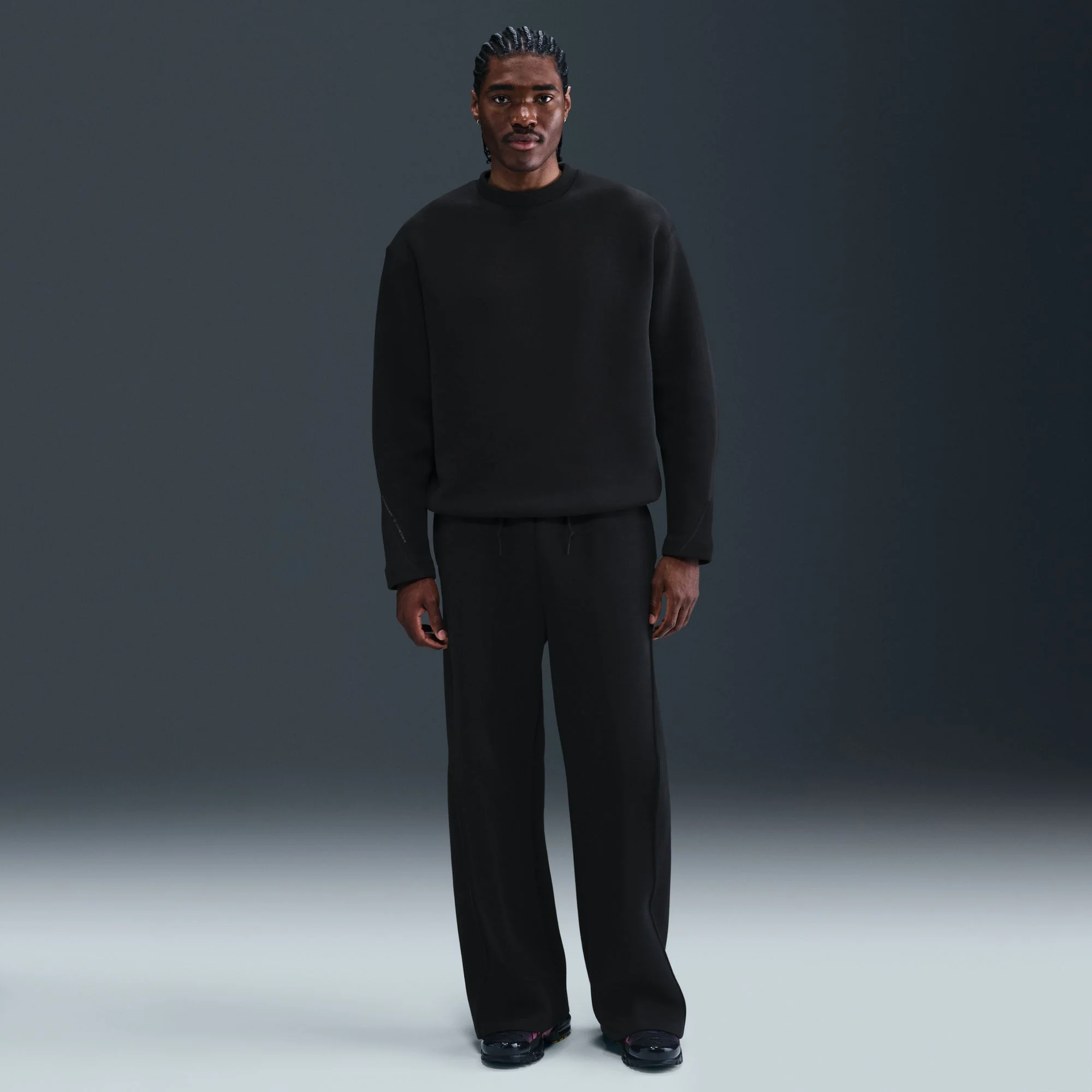 M Nike Tech HV6537-010 - Image 4