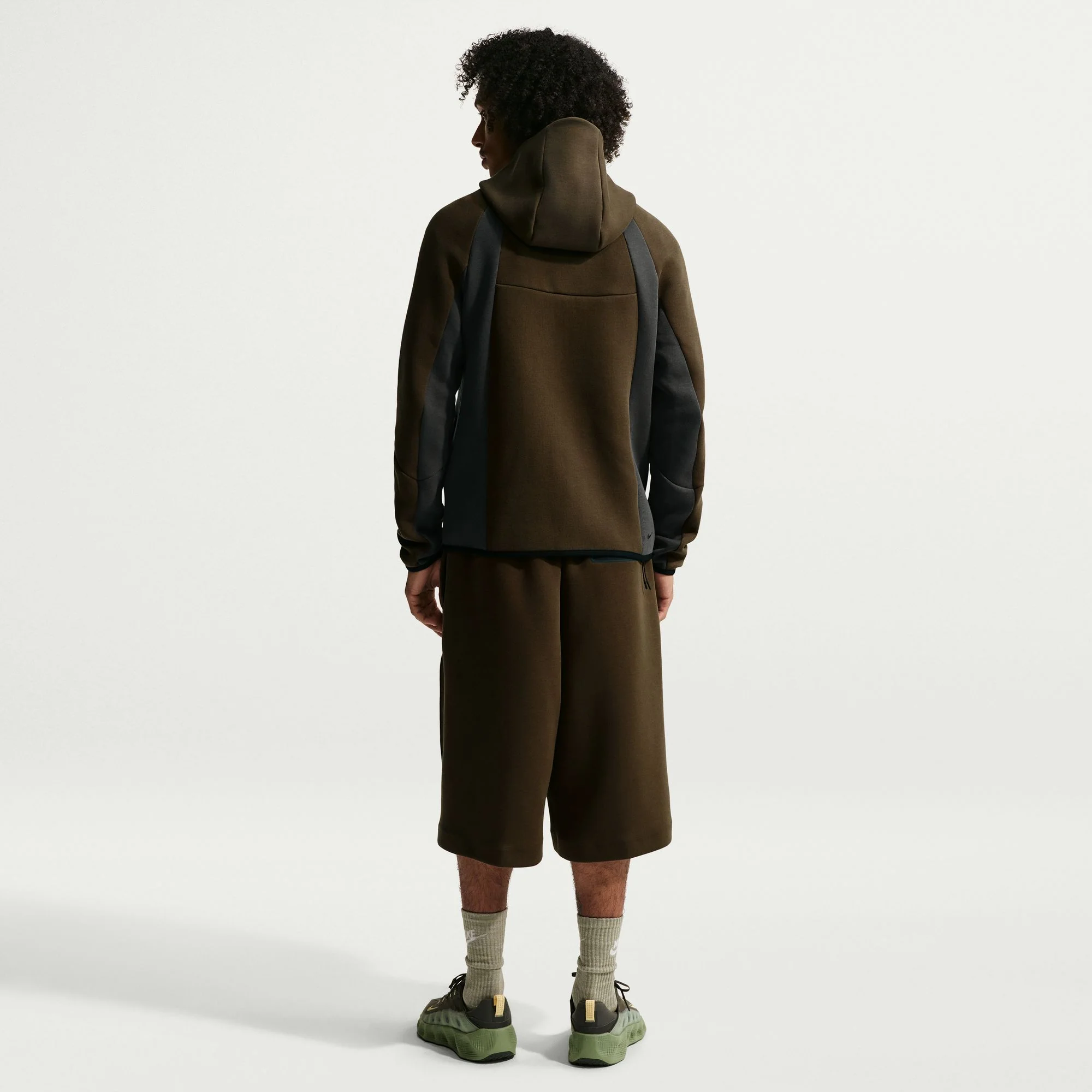 M Nike Tech IF1325-212 - Image 2