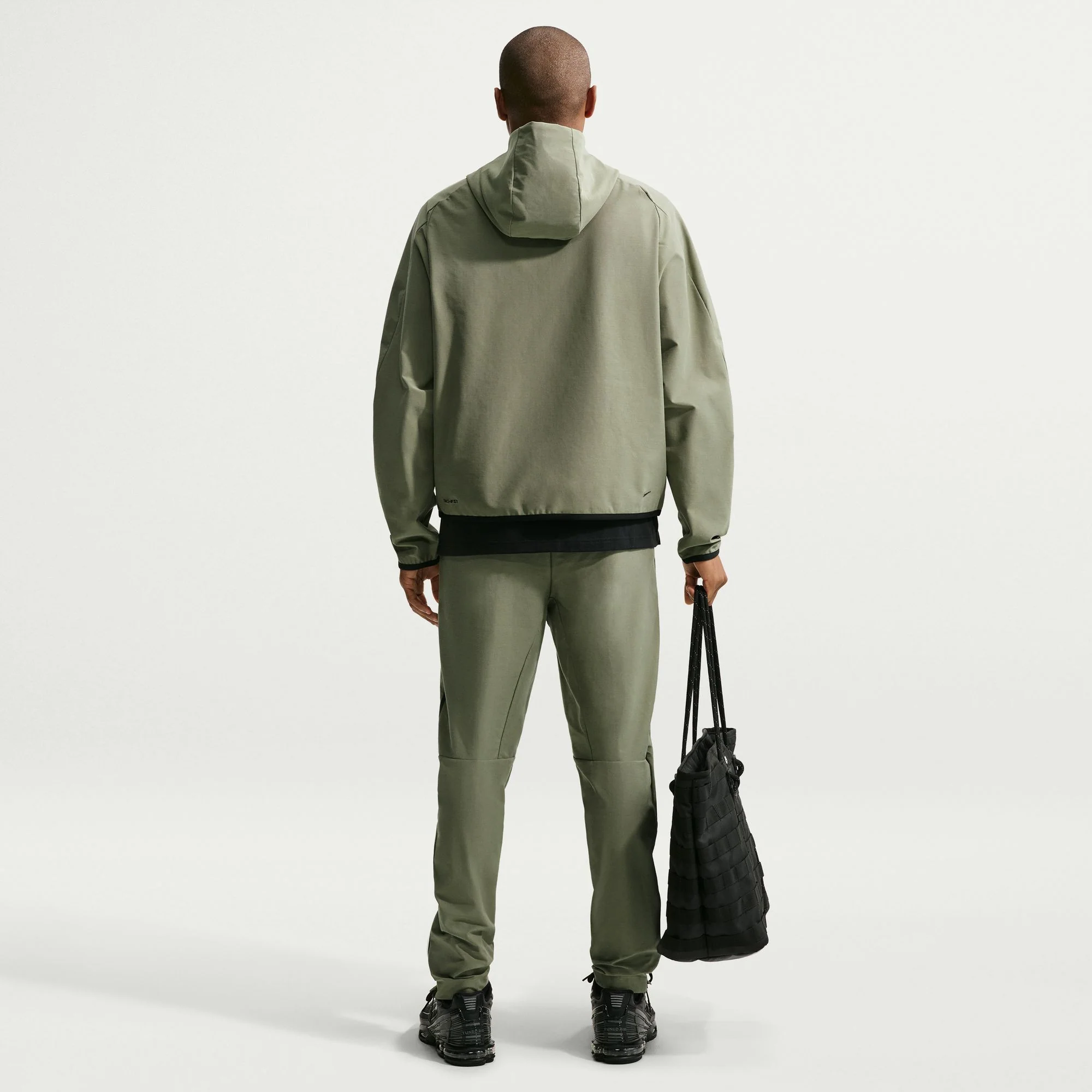 M Nike Tech IF1404-328 - Image 3