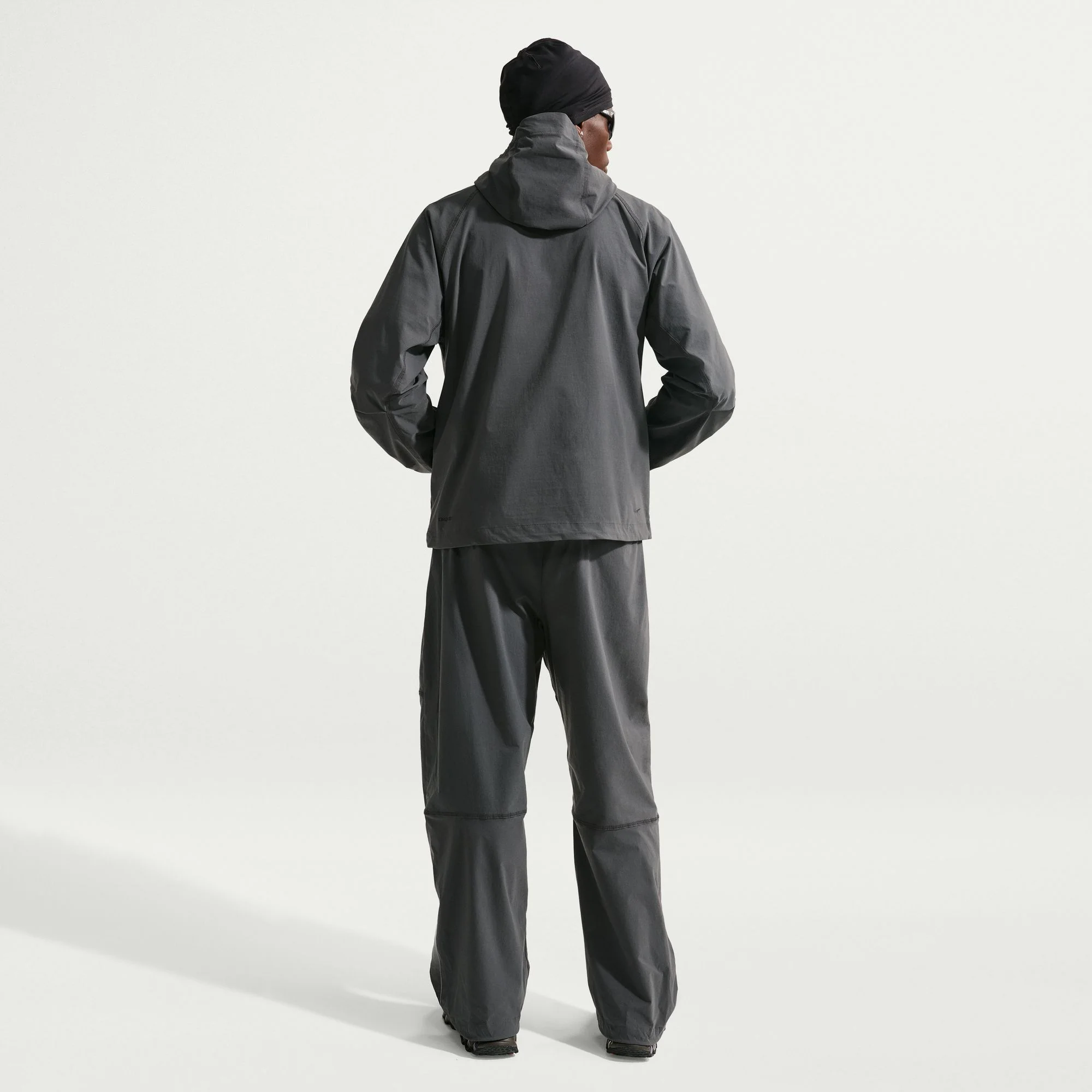 M Nike Tech IU6965-010 - Image 2