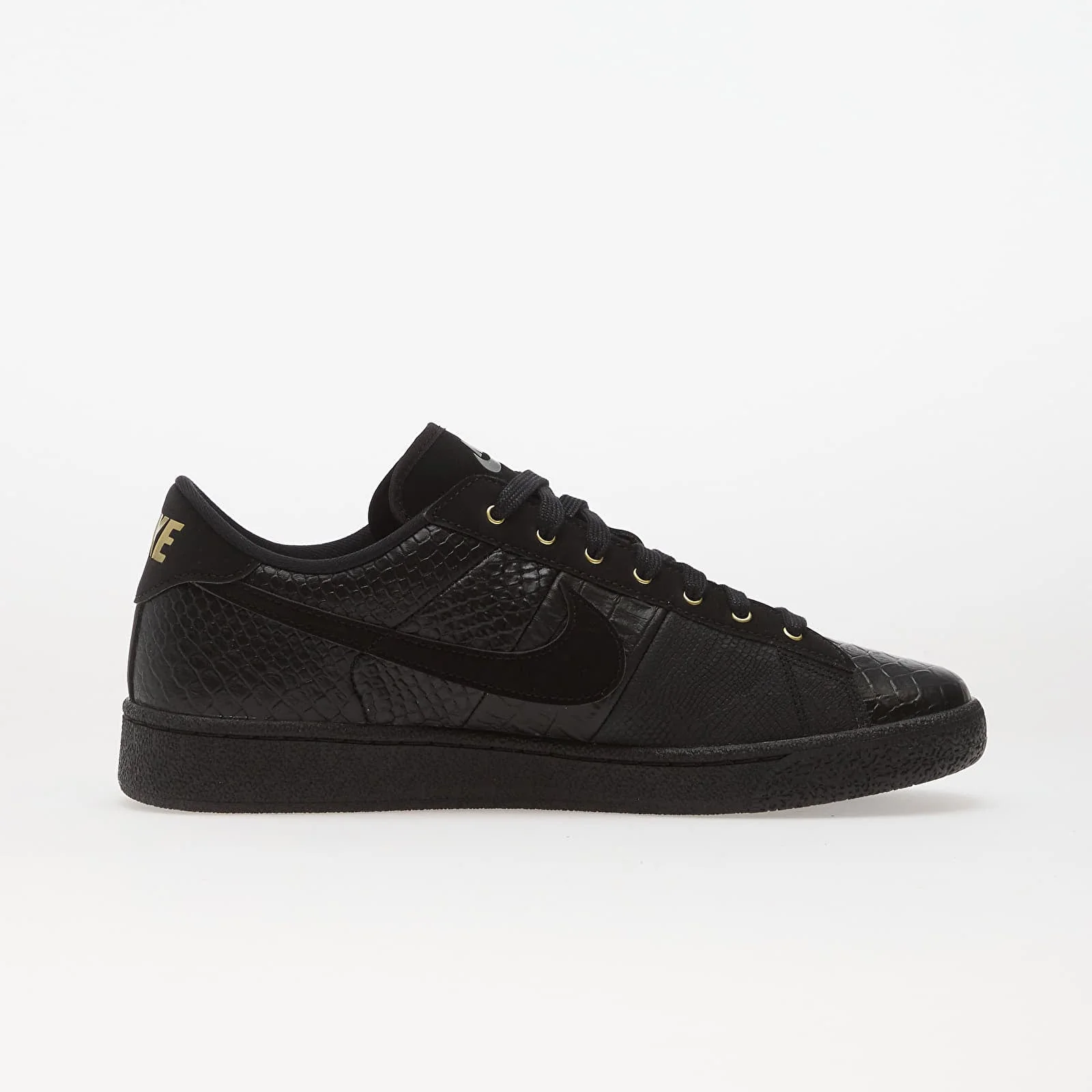M Nike Tennis Classic IQ5786-001 - Image 10