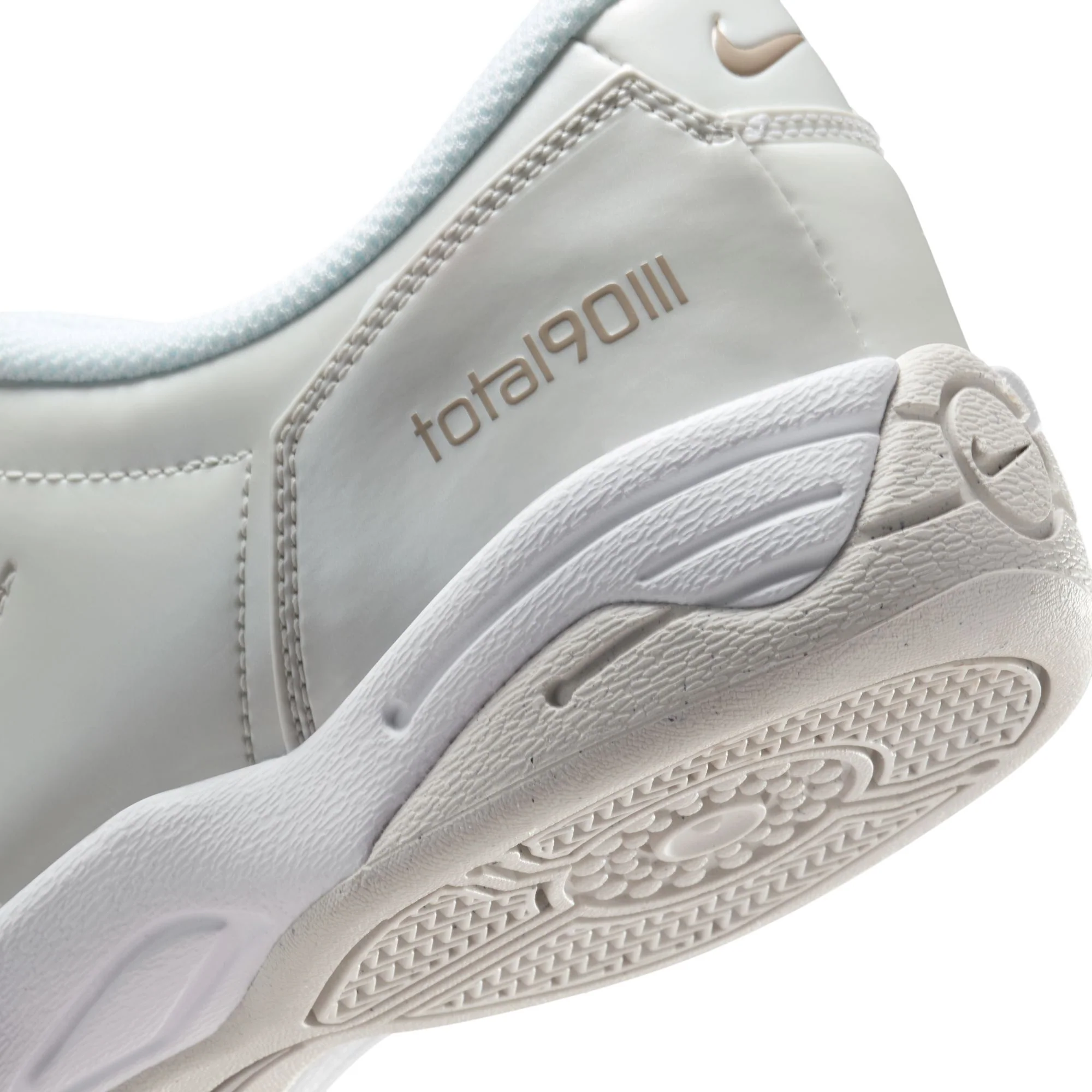 M Nike Total 90 HQ2851-002 - Image 11