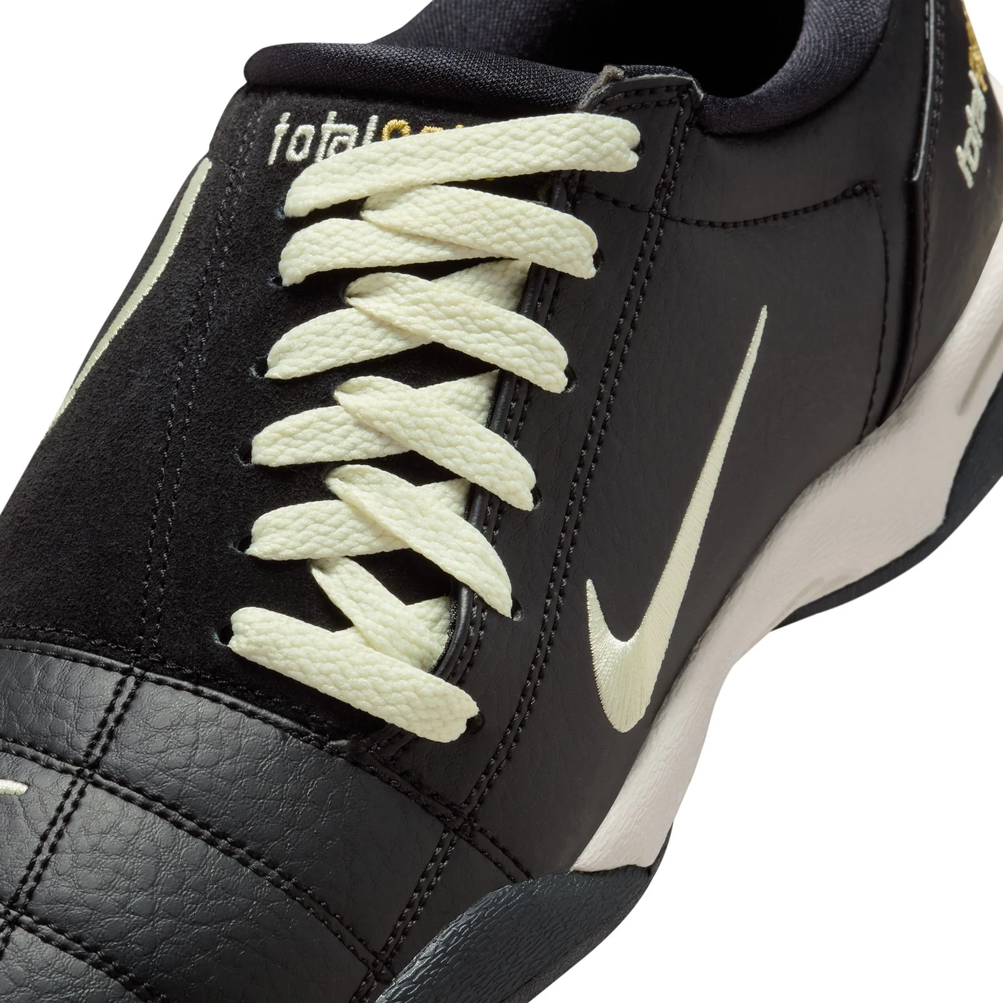M Nike Total 90 IO2083-010 - Image 9