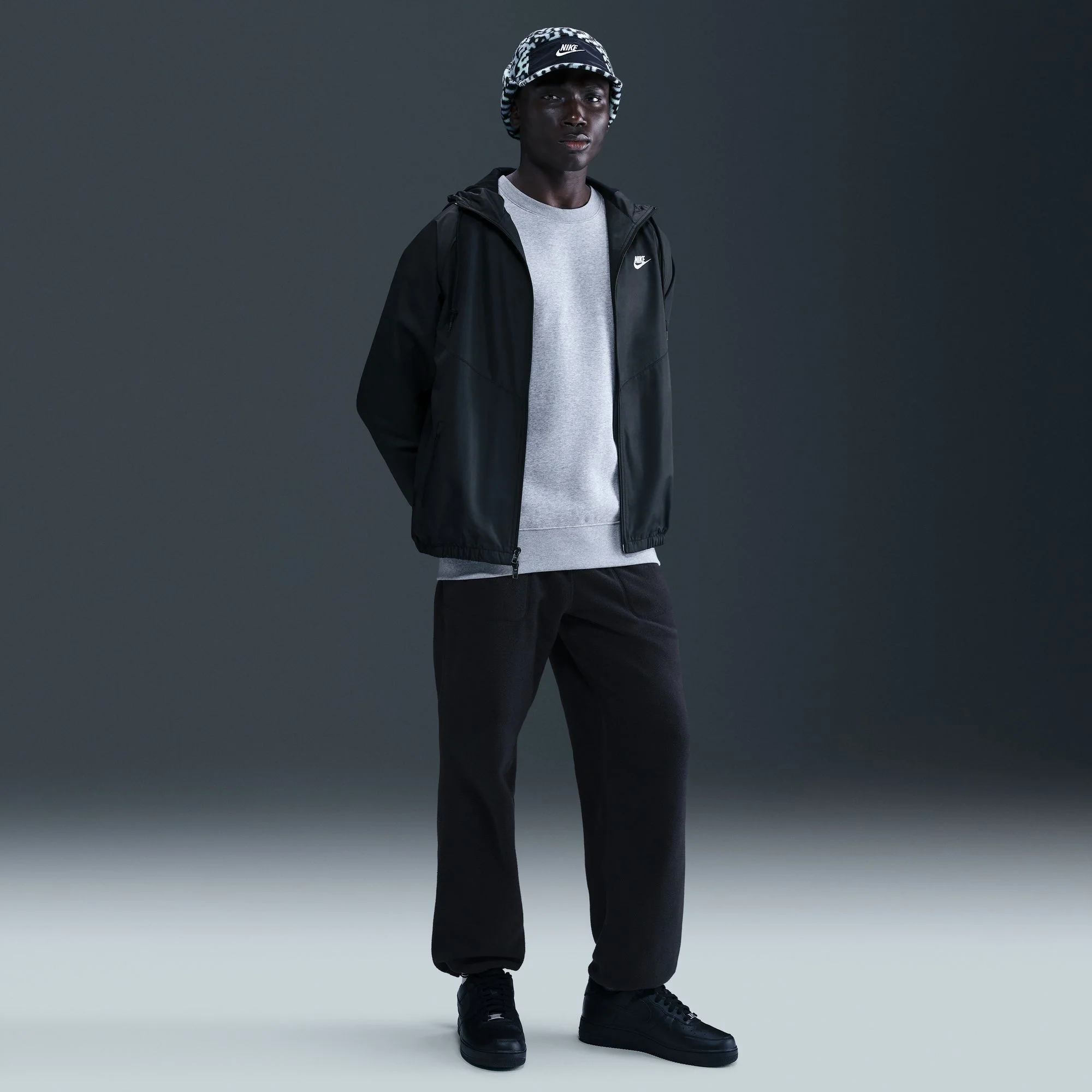 M Nike Windrunner HV8369-010 - Image 5