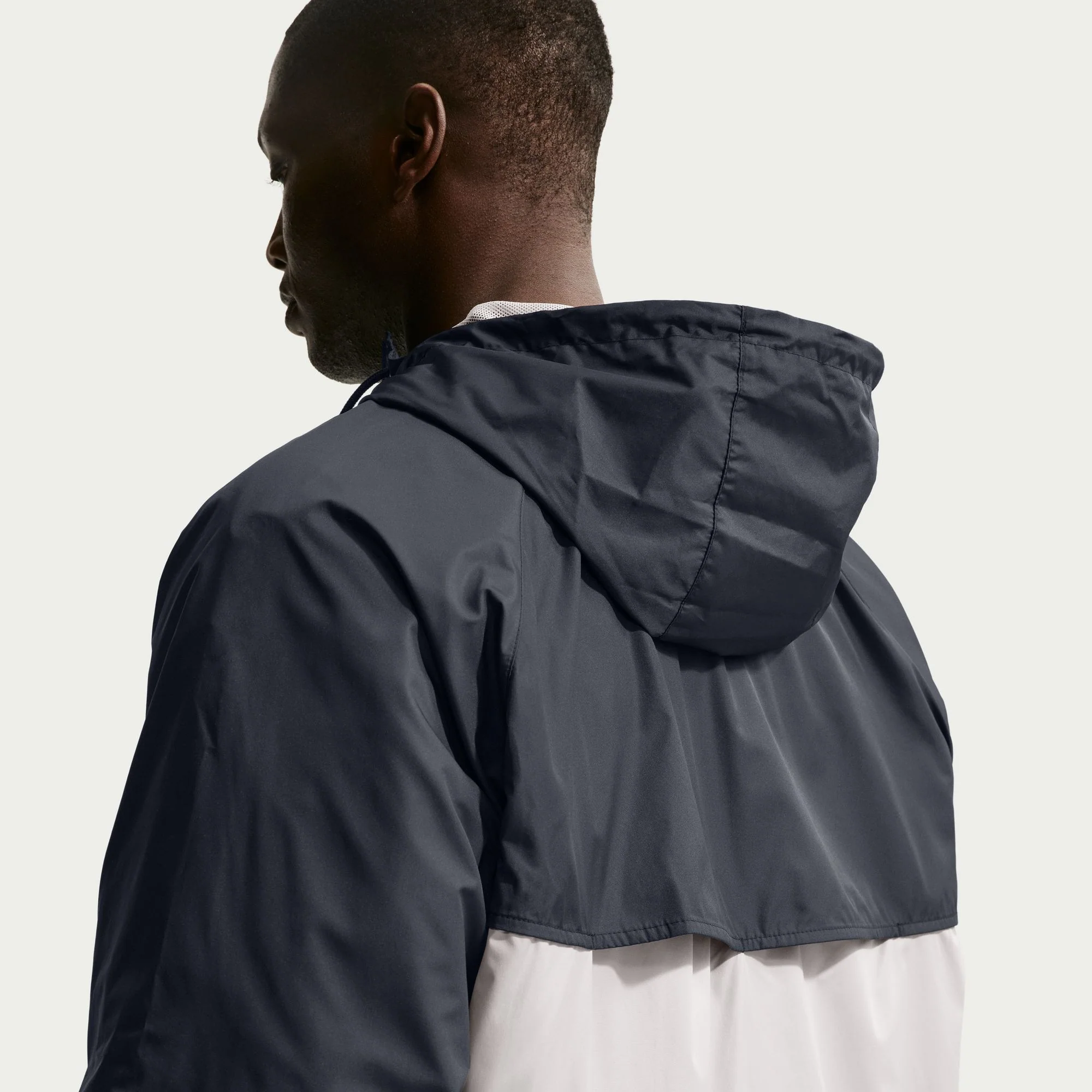 M Nike Windrunner HV8369-011 - Image 10