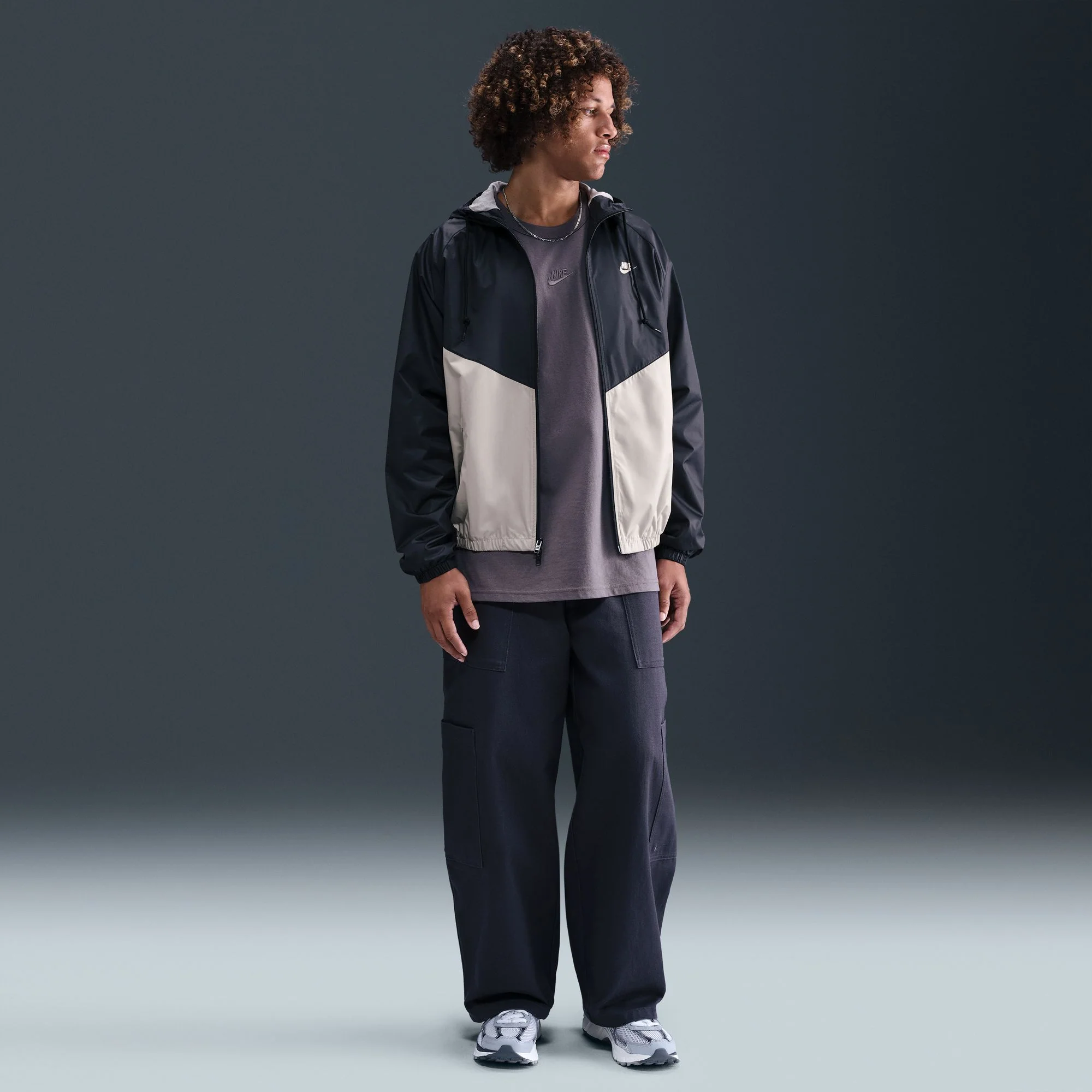 M Nike Windrunner HV8369-011 - Image 5