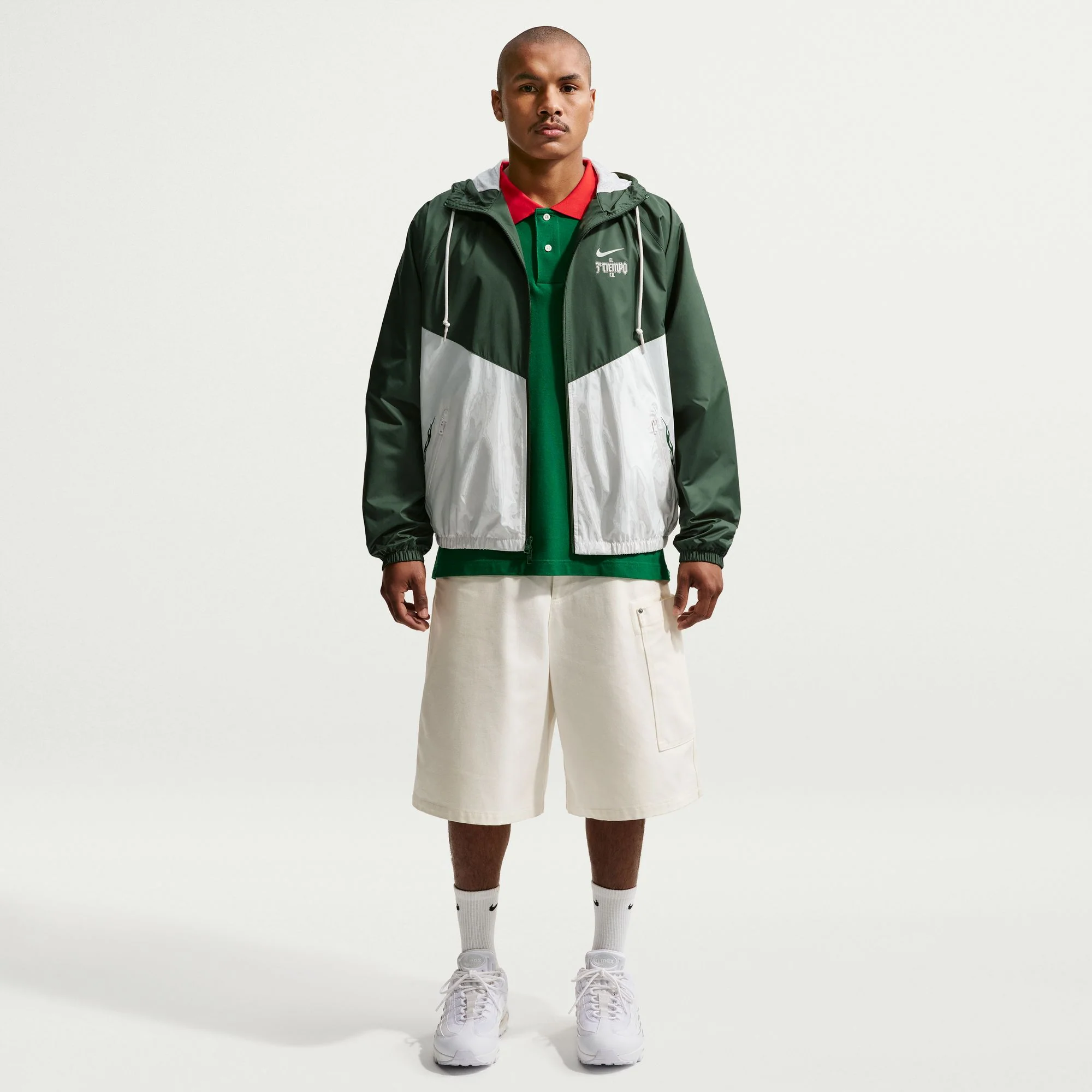 M Nike Windrunner IR6946-323 - Image 4